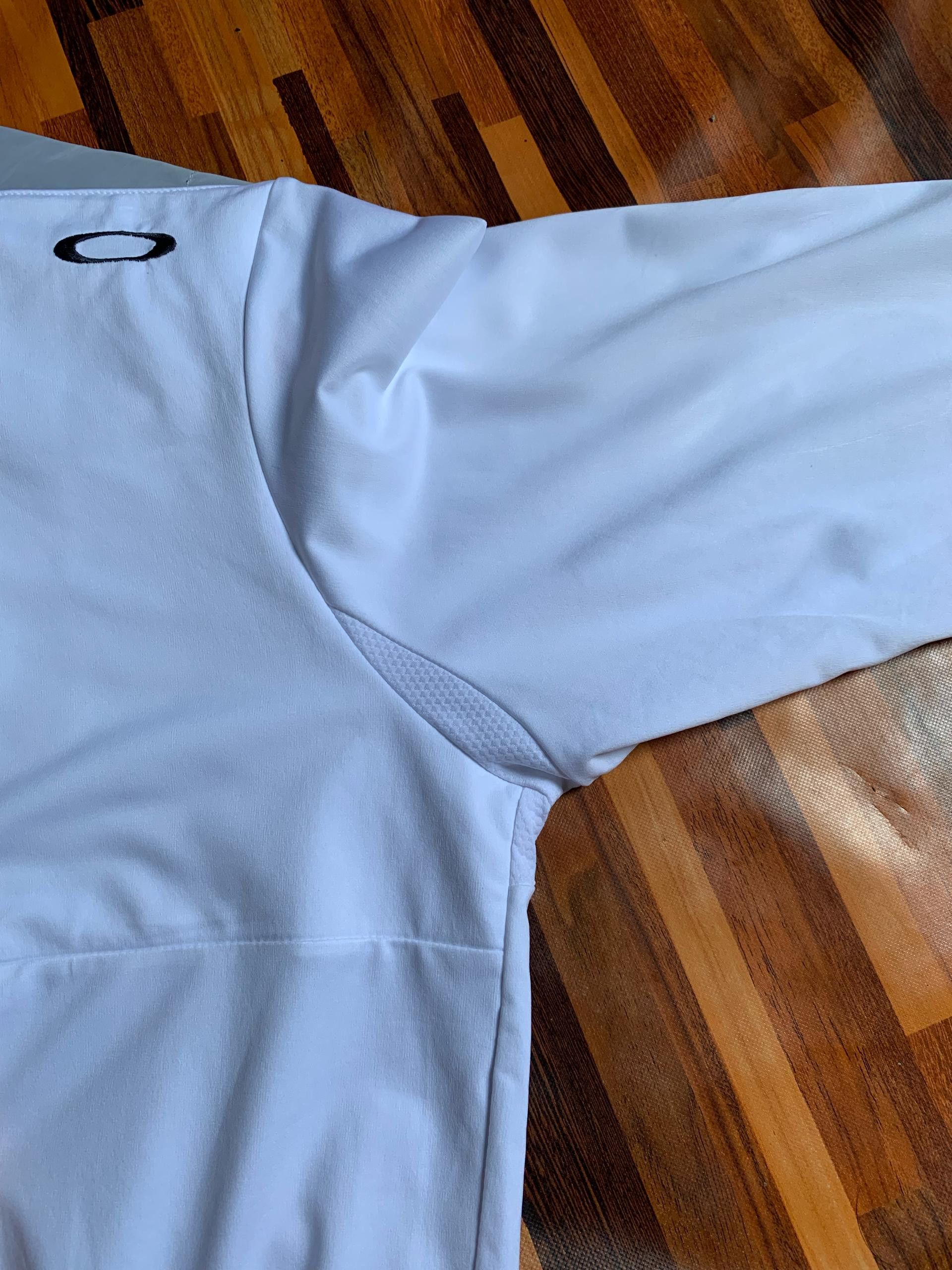 Oakley Oakley O Logo Long Sleeve Collared Polo Shirt made vietnam Size US M / EU 48-50 / 2 - 6 Thumbnail