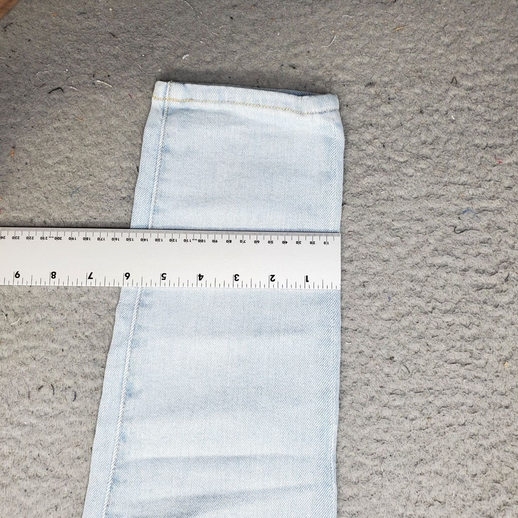 H&M H&M Skinny Jeans Womens Size 29 Blue Denim Stretch 5-Pocket Design Jeans Womens Size 29 blue denim stretch Distressed 5-Pocket H&M Womens Jeans Size 29" - 5 Thumbnail
