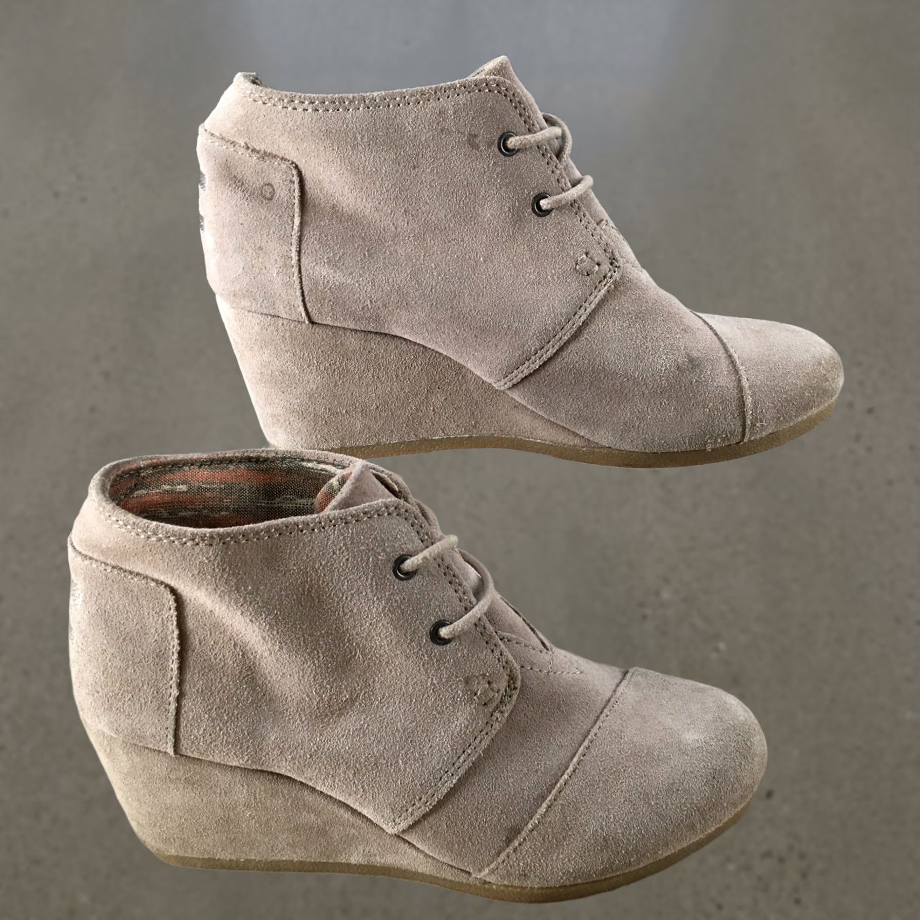 Toms TOMS Boots Womens 7 Desert Wedge Lace Up Ankle Bootie Taupe Suede Casual Brown Size US 7 / IT 37 - 1 Thumbnail