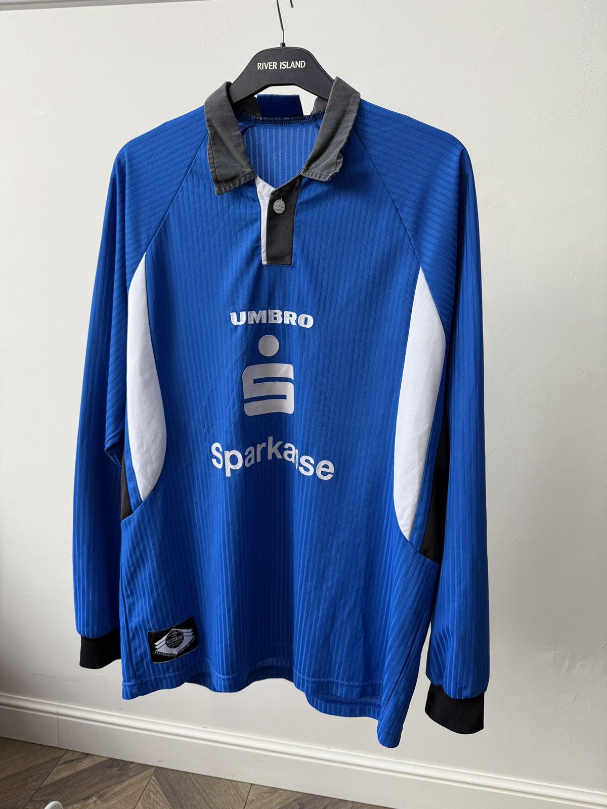Umbro Vintage Umbro SpVgg Baiertal #14 Football Long Sleeve Jersey Size US L / EU 52-54 / 3 - 4 Thumbnail