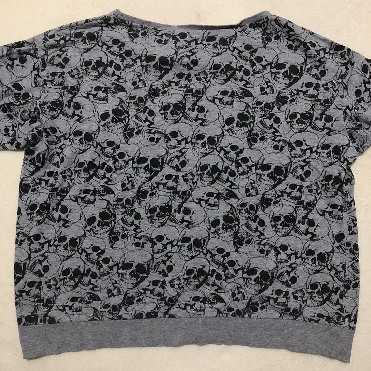 H&M H&M Skull Full Print Sweatshirt Size M / US 6-8 / IT 42-44 - 6 Thumbnail