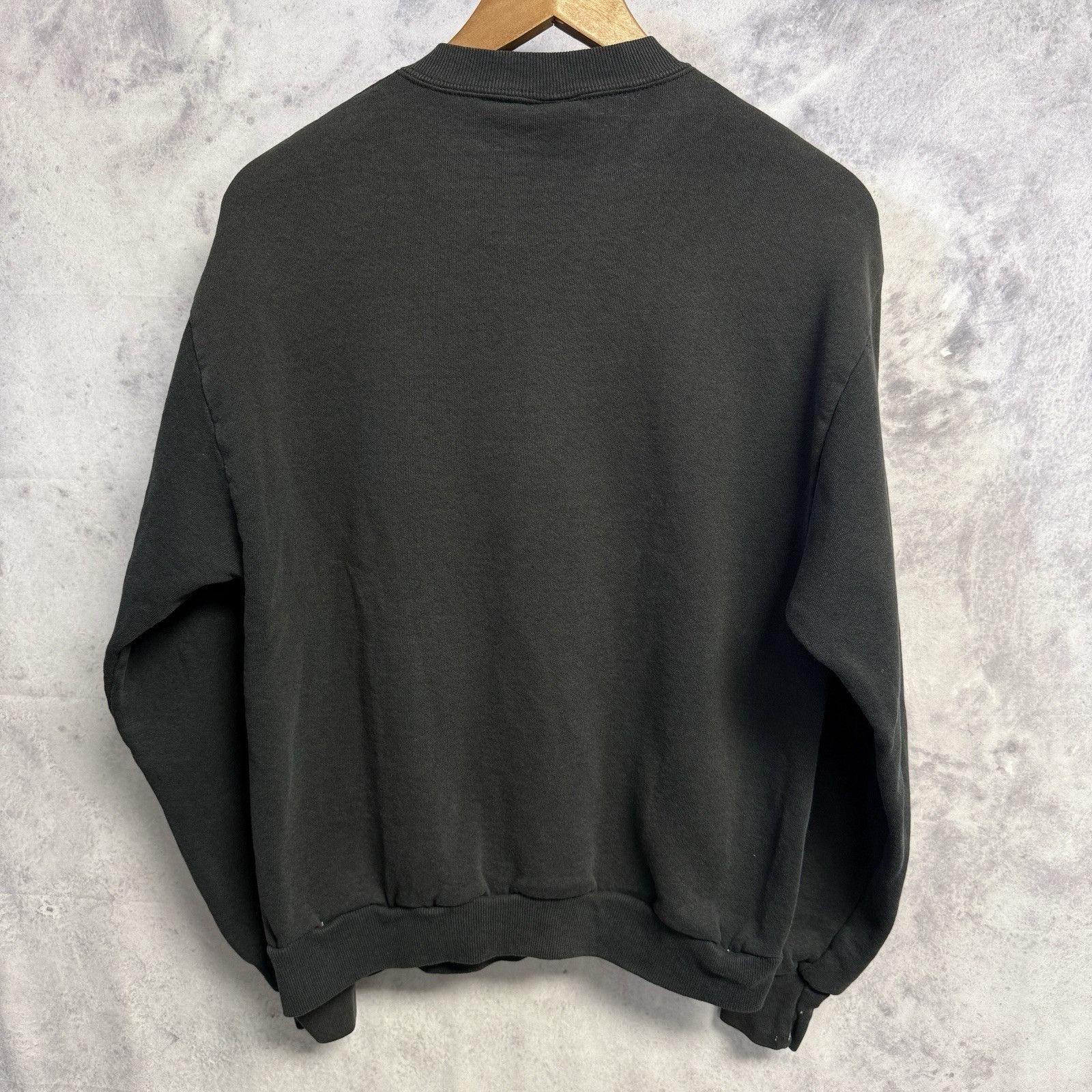 Disney Vintage 90s Disney Mickey Mouse Unlimited Sweatshirt Mens Me Size US M / EU 48-50 / 2 - 3 Thumbnail