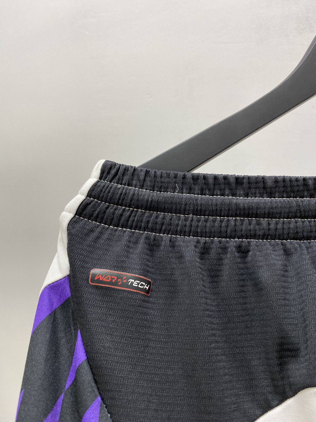 Warrior Liverpool 2013 2014 Third Soccer Shorts Warrior Size US 32 / EU 48 - 20 Thumbnail