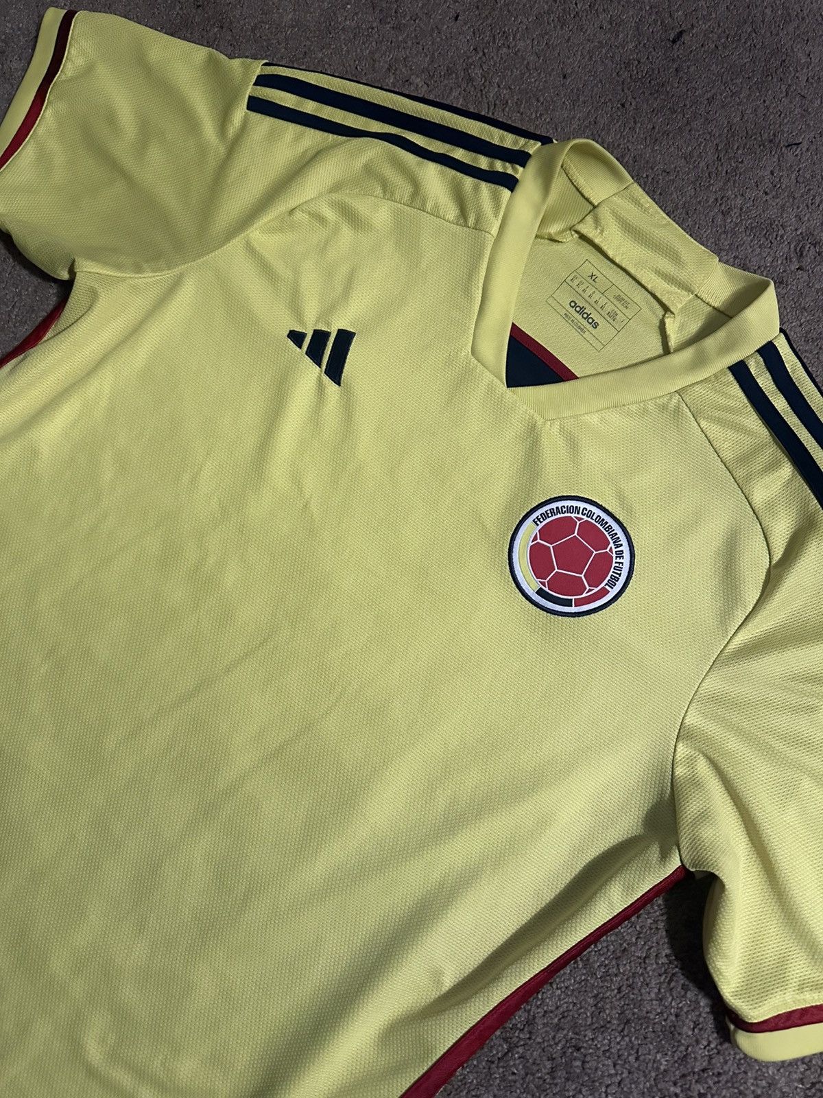 Columbia Colombia Soccer jersey Size US XL / EU 56 / 4 - 2 Thumbnail