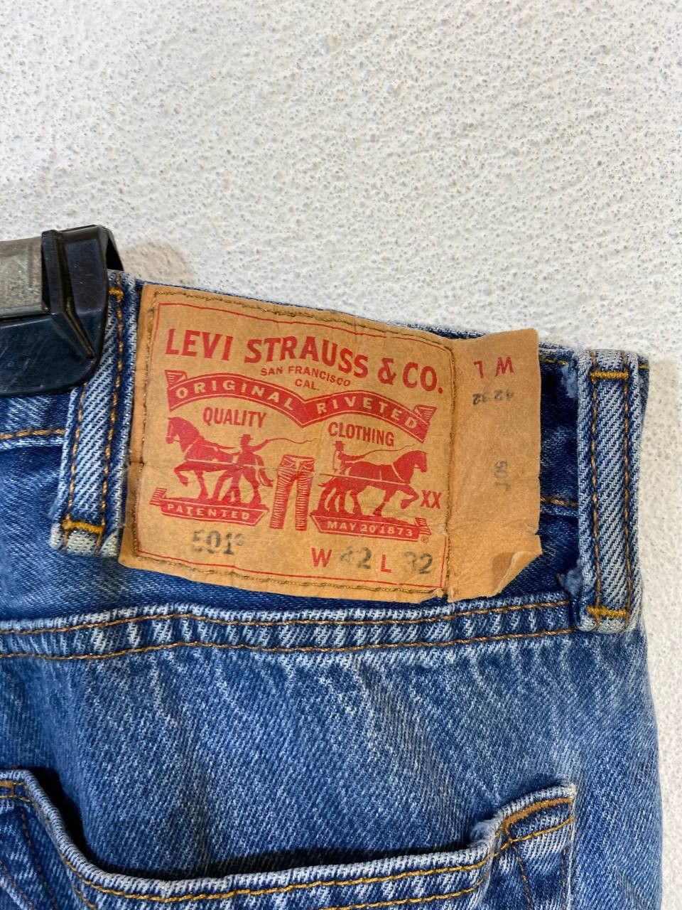 Levi's levis 501 lightwash denim nice design Size US 41 - 3 Thumbnail