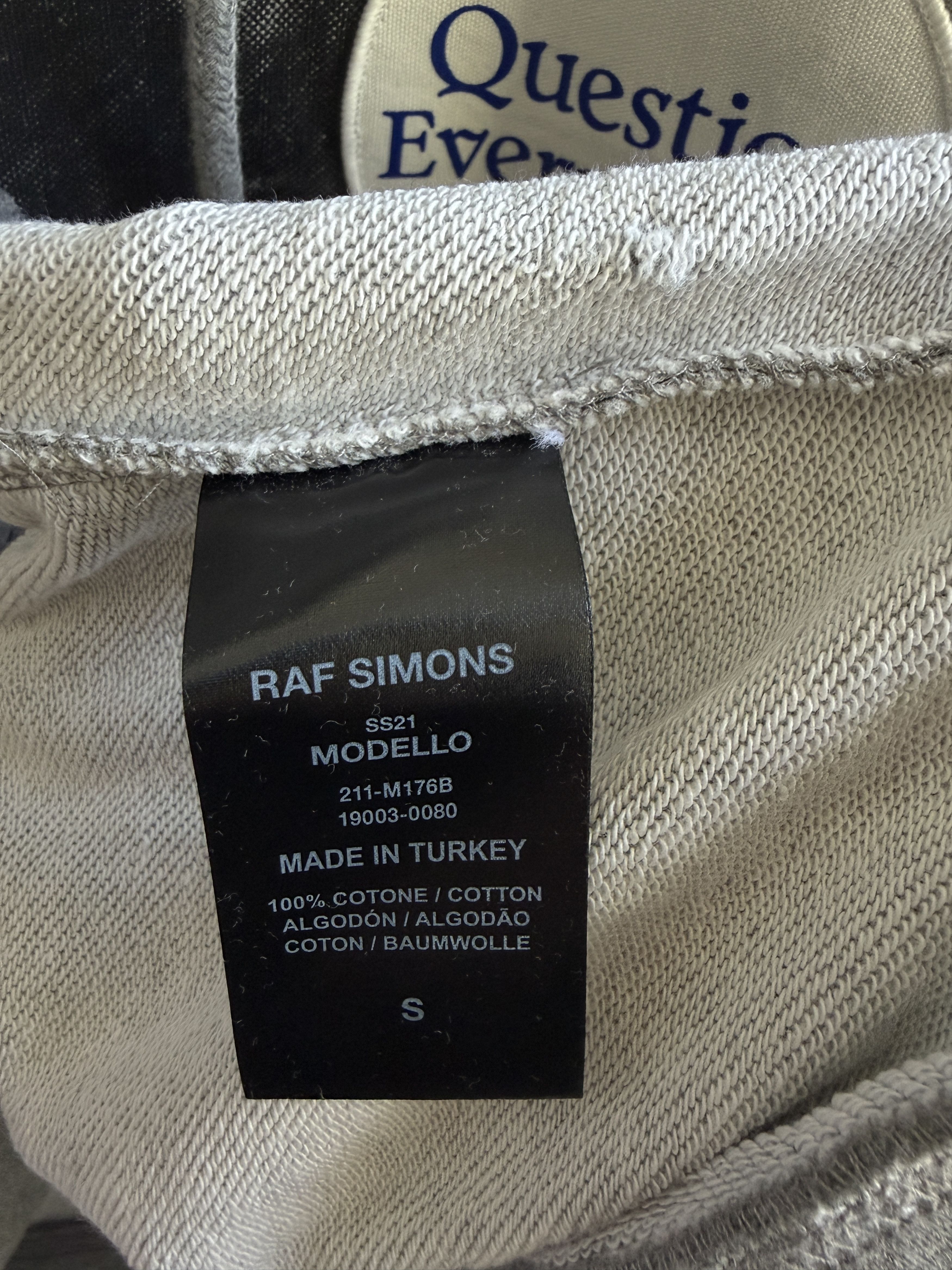 Raf Simons SS21 Patched Distressed Hoodie w/ Pins Size US S / EU 44-46 / 1 - 5 Thumbnail