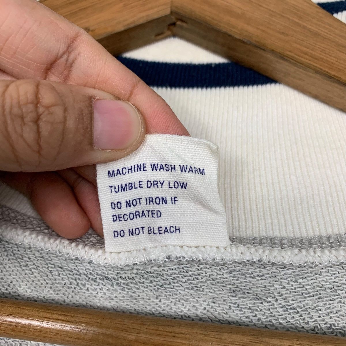 Champion Repro Vtg CHAMPION Sacrament 47th Track Sweater #2205-C97 Size US L / EU 52-54 / 3 - 17 Thumbnail