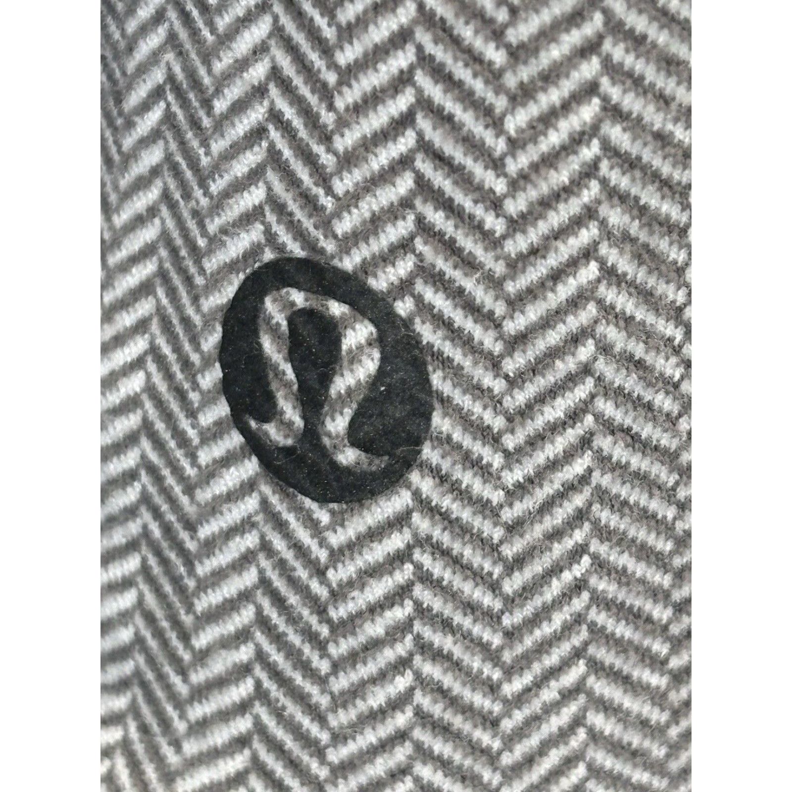 Lululemon Lululemon Textured Tech Bomber Jacket Sz Medium Men’s Grey Herringbone Full Zip Size US M / EU 48-50 / 2 - 5 Thumbnail