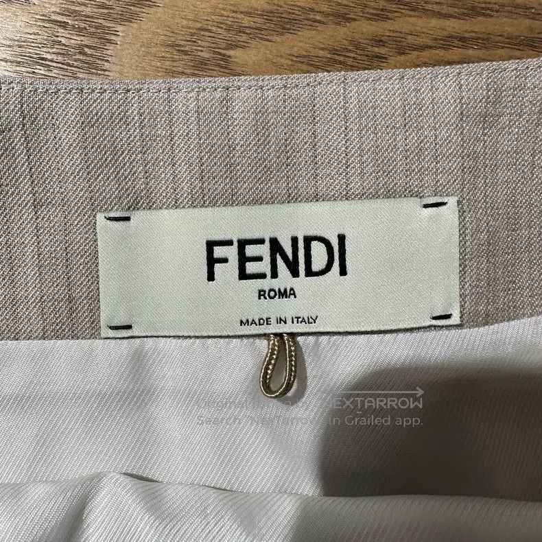 Fendi Fendi Plaid wool half-skirt, wool Size 25" / US 0 / IT 36 - 3 Thumbnail