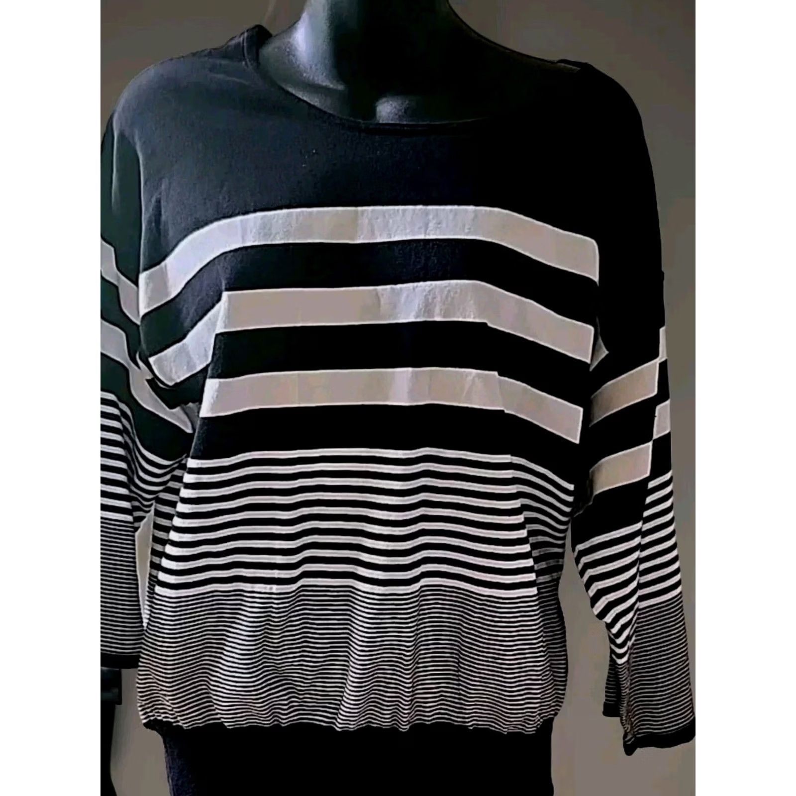 Vintage VINTAGE? No. Size XL / US 12-14 / IT 48-50 - 2 Thumbnail