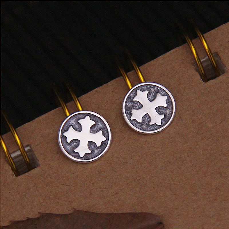 Jewelry × Sterling Silver Cross Modern Earrings One Pairs Chrome Jewelry Size ONE SIZE - 1 Thumbnail