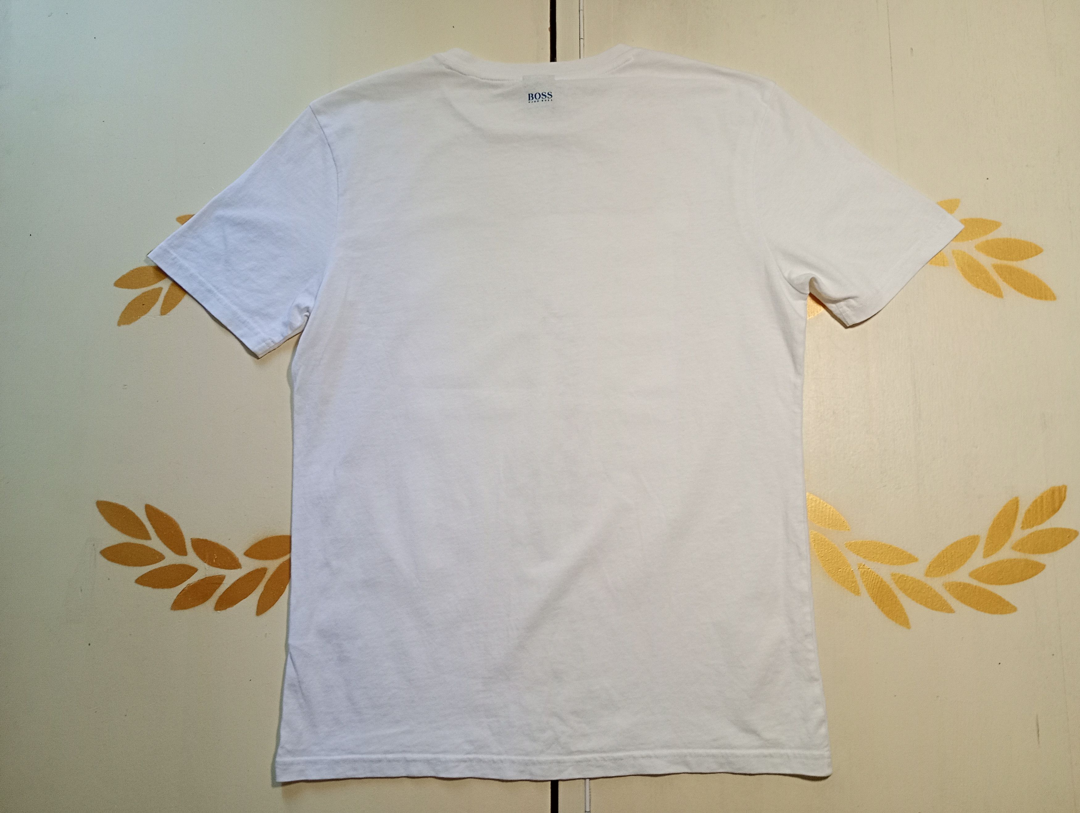 Hugo Boss Hugo Boss Printed T-Shirt Size US M / EU 48-50 / 2 - 11 Thumbnail