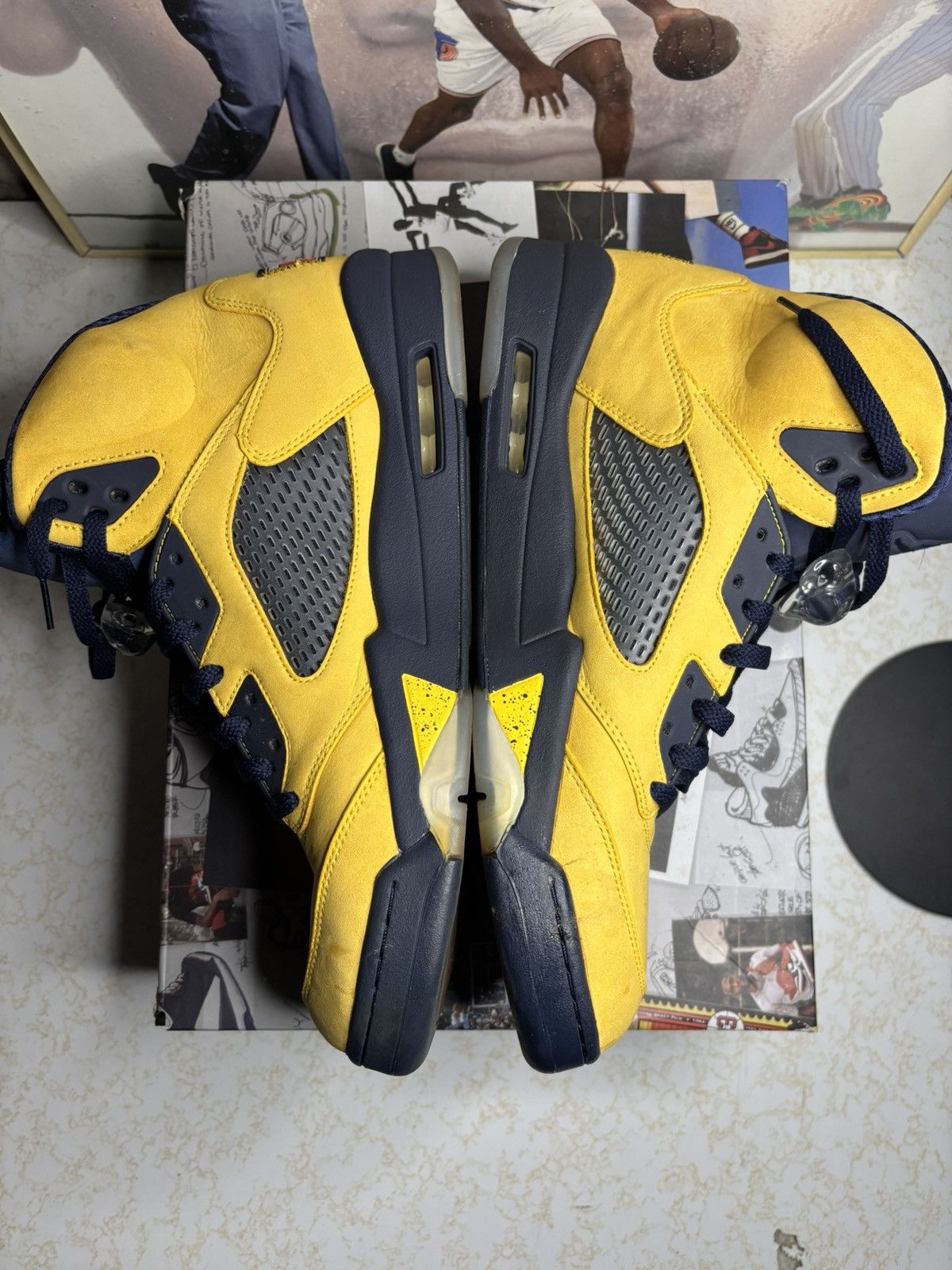 Jordan Brand Jordan Retro 5 “Michigan” Size US 13 / EU 46 - 3 Thumbnail