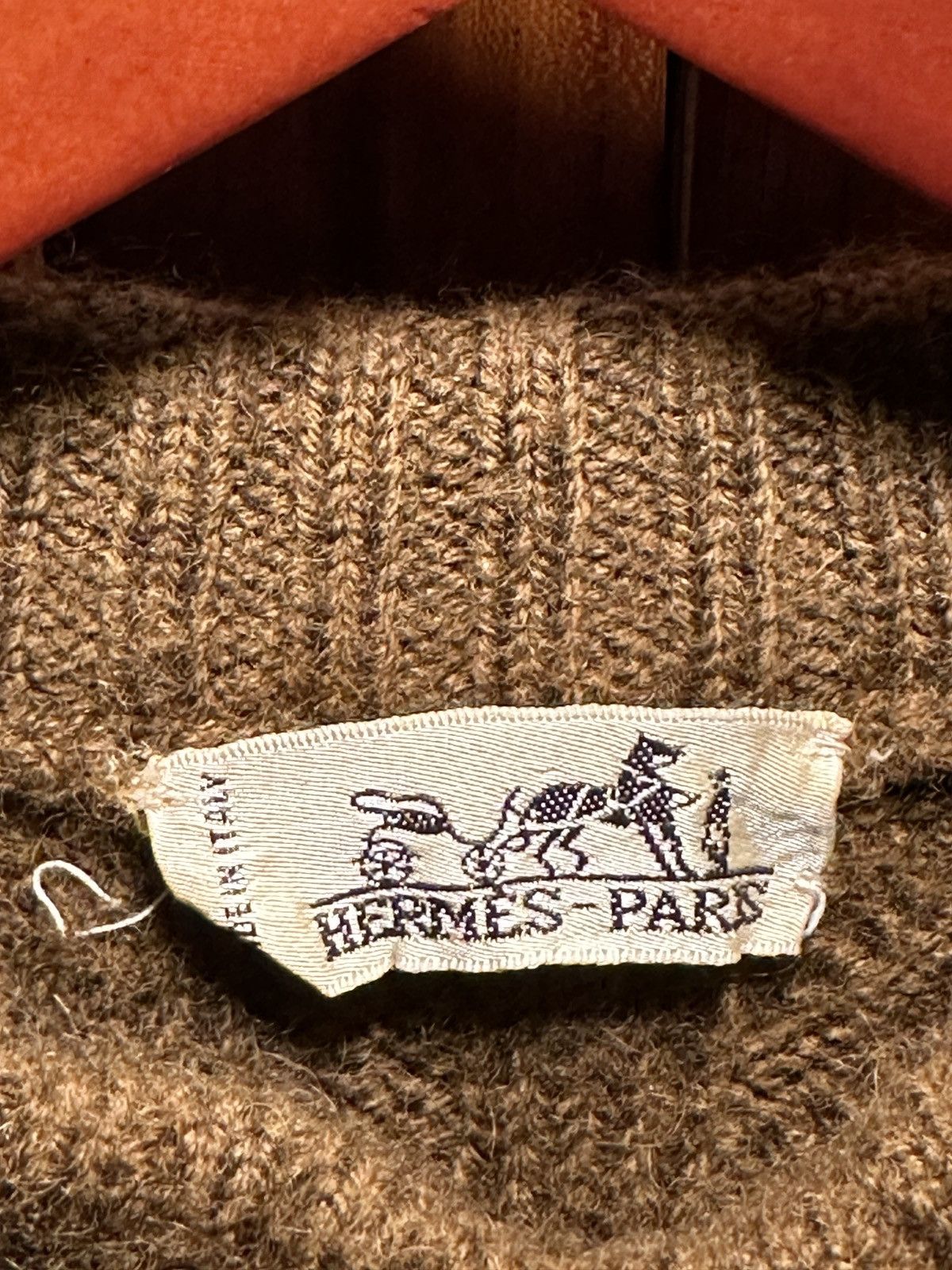 Hermes Rare vintage goose embroidered camel wool sweater Size US XL / EU 56 / 4 - 5 Thumbnail