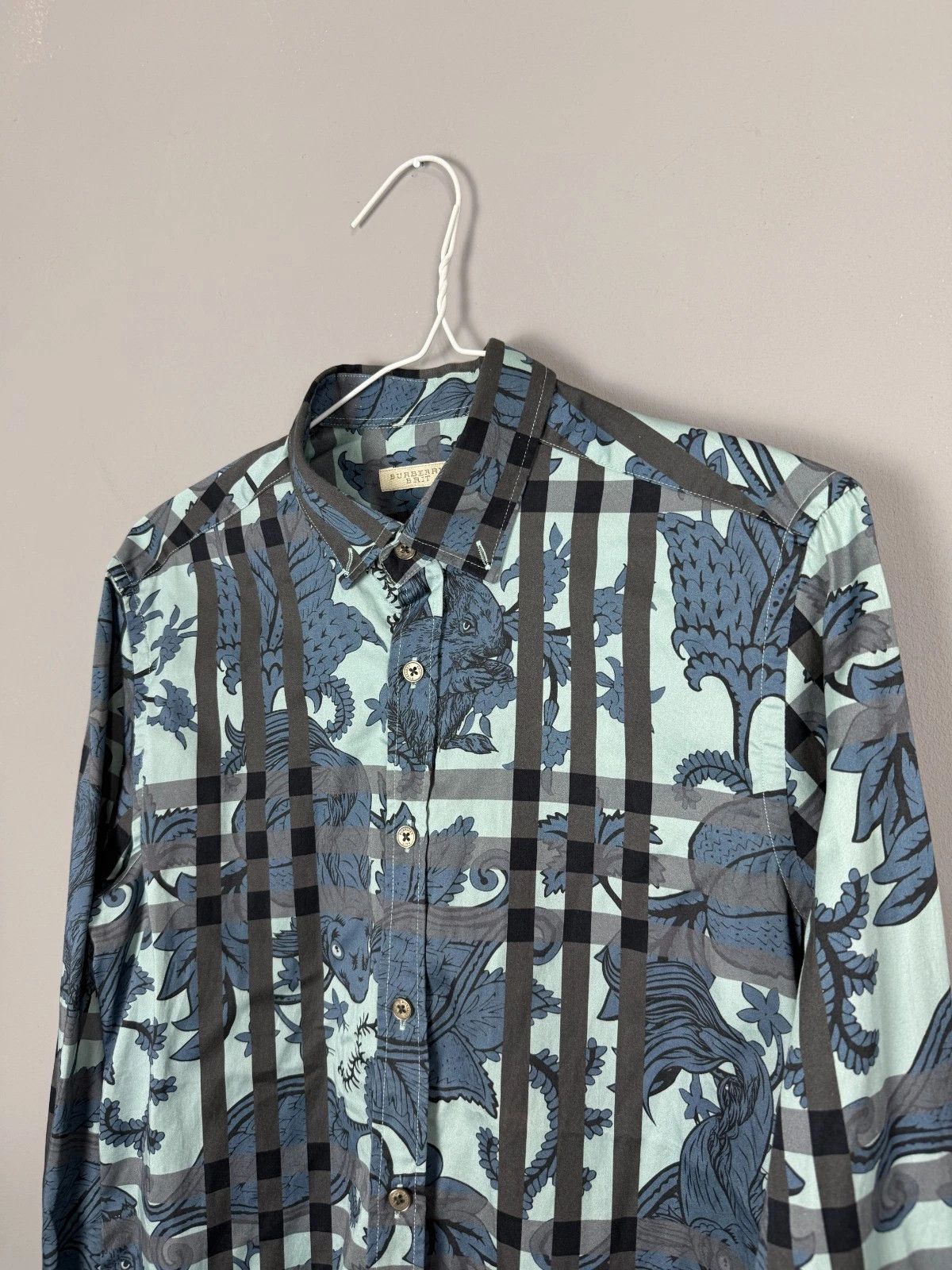 Burberry Burberry Brit FW17 Mythical Animal Print Shirt Blue Designer Size US M / EU 48-50 / 2 - 2 Thumbnail