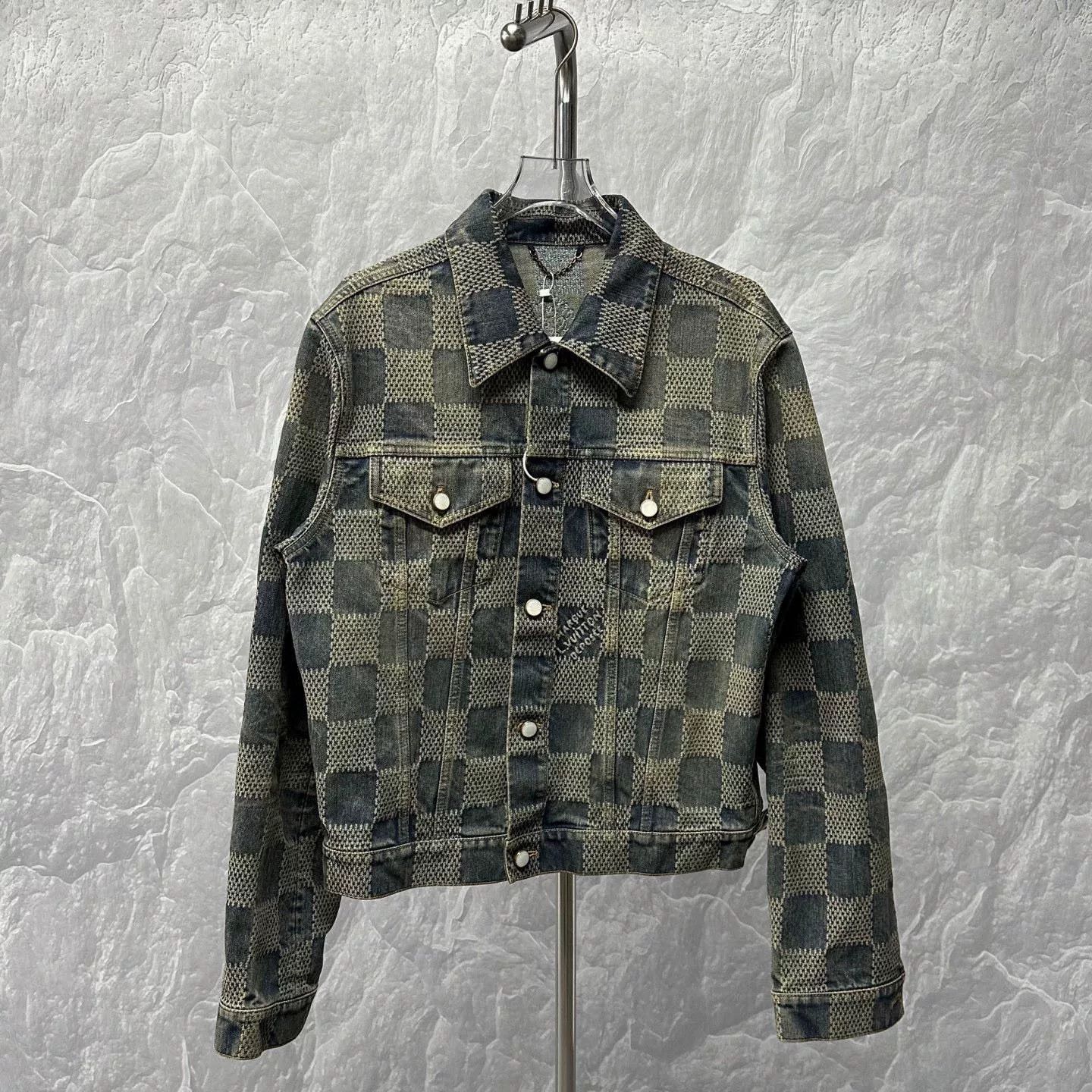 Louis Vuitton Louis Vuitton SS24 Checkered Denim Jacket Size US L / EU 52-54 / 3 - 1 Thumbnail