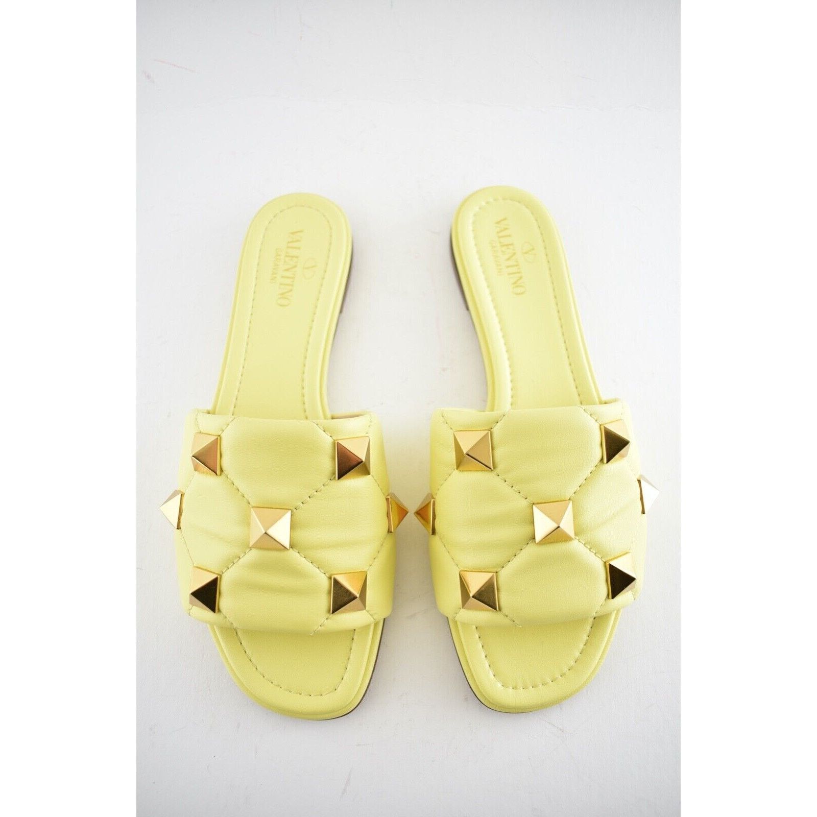 Valentino Valentino Rockstud Roman Stud Lime Yellow Leather Quilted Size US 6.5 / IT 36.5 - 7 Thumbnail