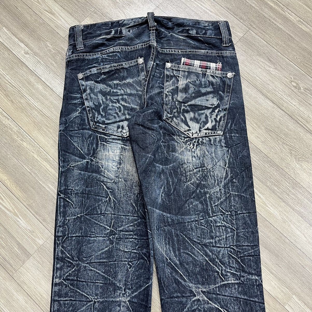 If Six Was Nine × Le Grande Bleu (L.G.B.) × Tornado Mart Y2K Wild Life Faded Lightning Desain Skull Bones Jeans Size US 31 - 14 Thumbnail