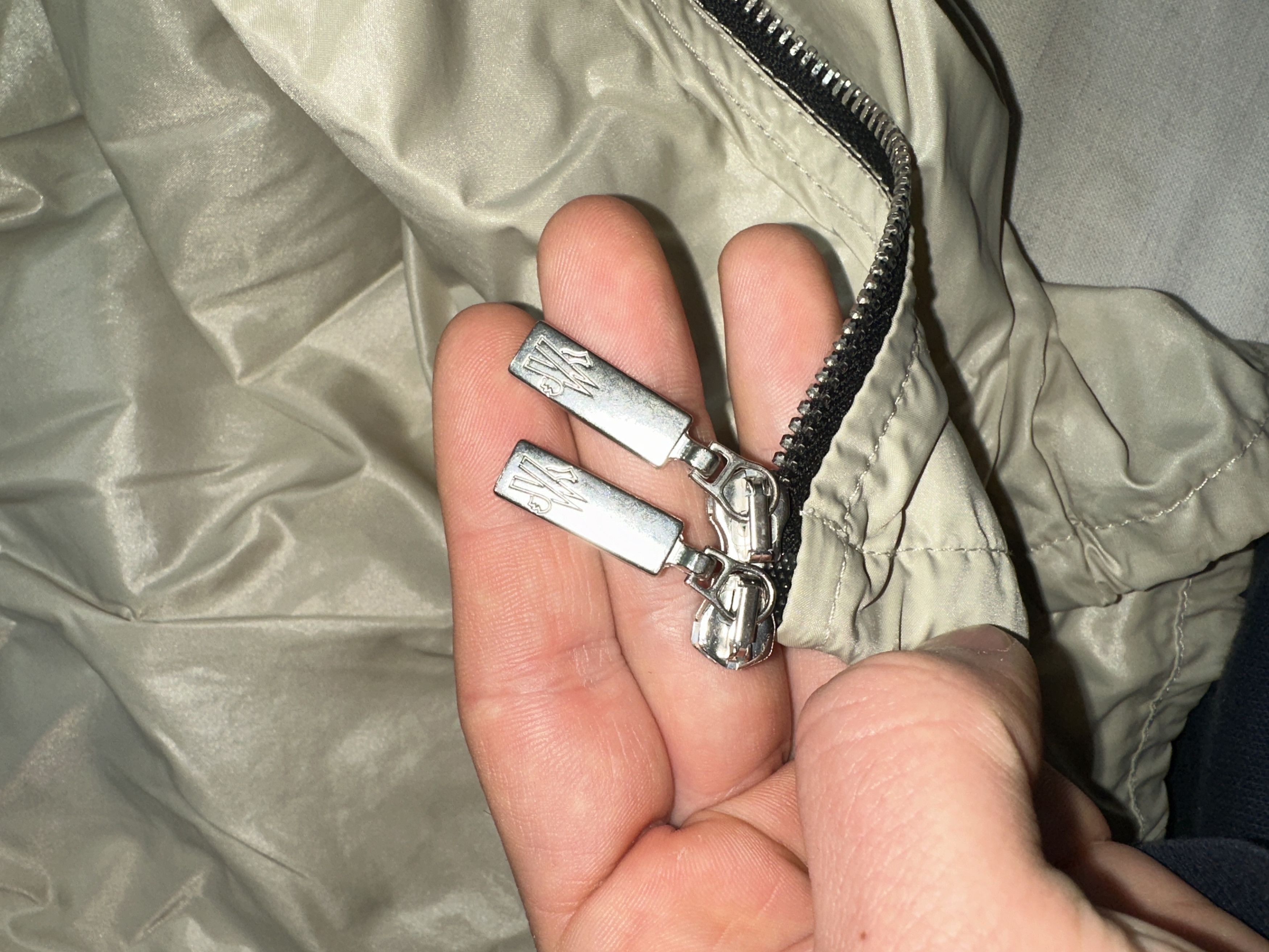 Moncler Moncler Lightweight Nylon Vest Beige Technical Gilet Size 4 Size S / US 4 / IT 40 - 16 Thumbnail