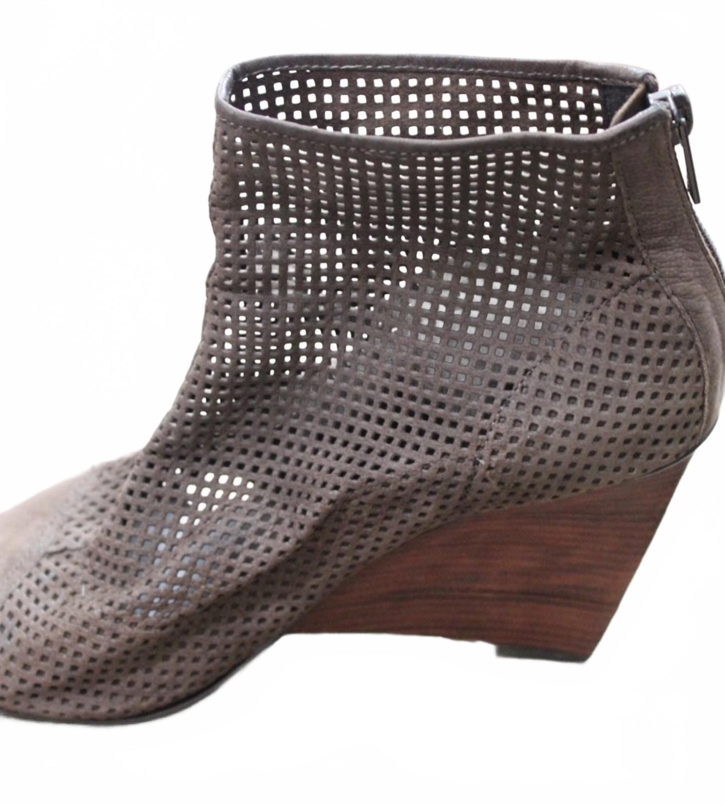 Other Pelle Moda Women's Olive Perforated Wedge Peep Toe Booties 8 Size US 8 / IT 38 - 6 Thumbnail