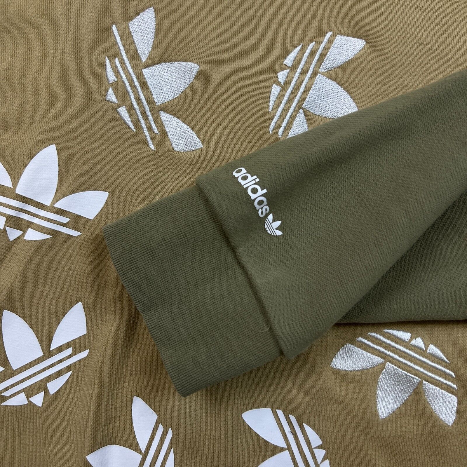 Adidas Adidas Hoodie Large Originals Trefoil Pullover Sweatshirt Size US L / EU 52-54 / 3 - 4 Thumbnail