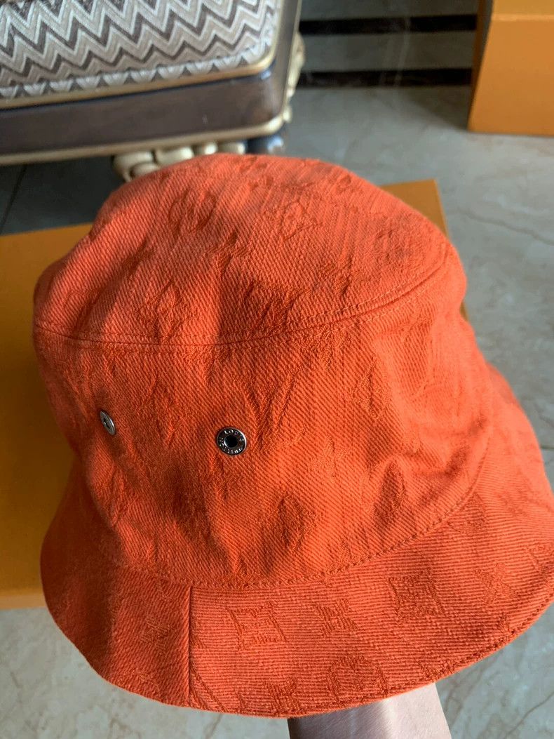 Louis Vuitton Louis Vuitton Reversible Orange Fisherman Hat 2505-Nextarro Size ONE SIZE - 2 Thumbnail