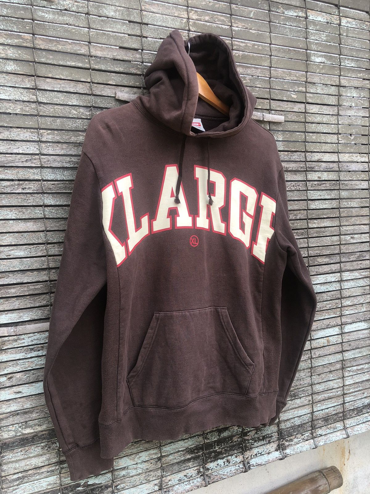 Japanese Brand Vintage Y2K Sunfaded Streetwear XLARGE Big Logo Hoodie Size US L / EU 52-54 / 3 - 2 Thumbnail
