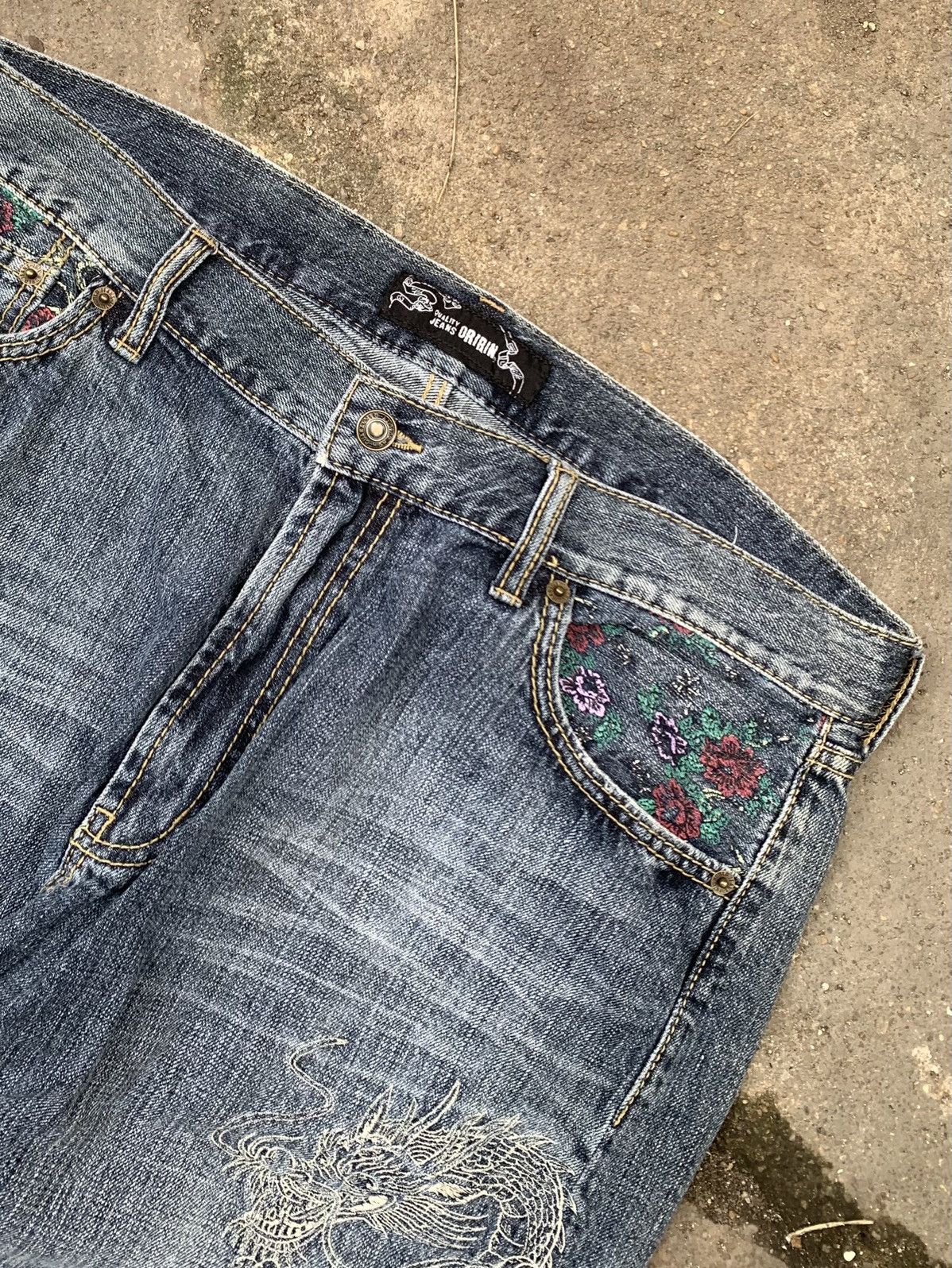 Japanese Brand × Vintage Vintage Y2k Quality Jeans Dragon jorts Size US 37 - 4 Thumbnail