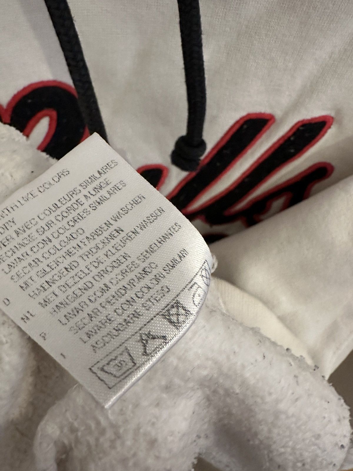 Starter Starter Hoodie Pullover Chicago Bulls Size XL NBA Vintage Size US XL / EU 56 / 4 - 11 Thumbnail