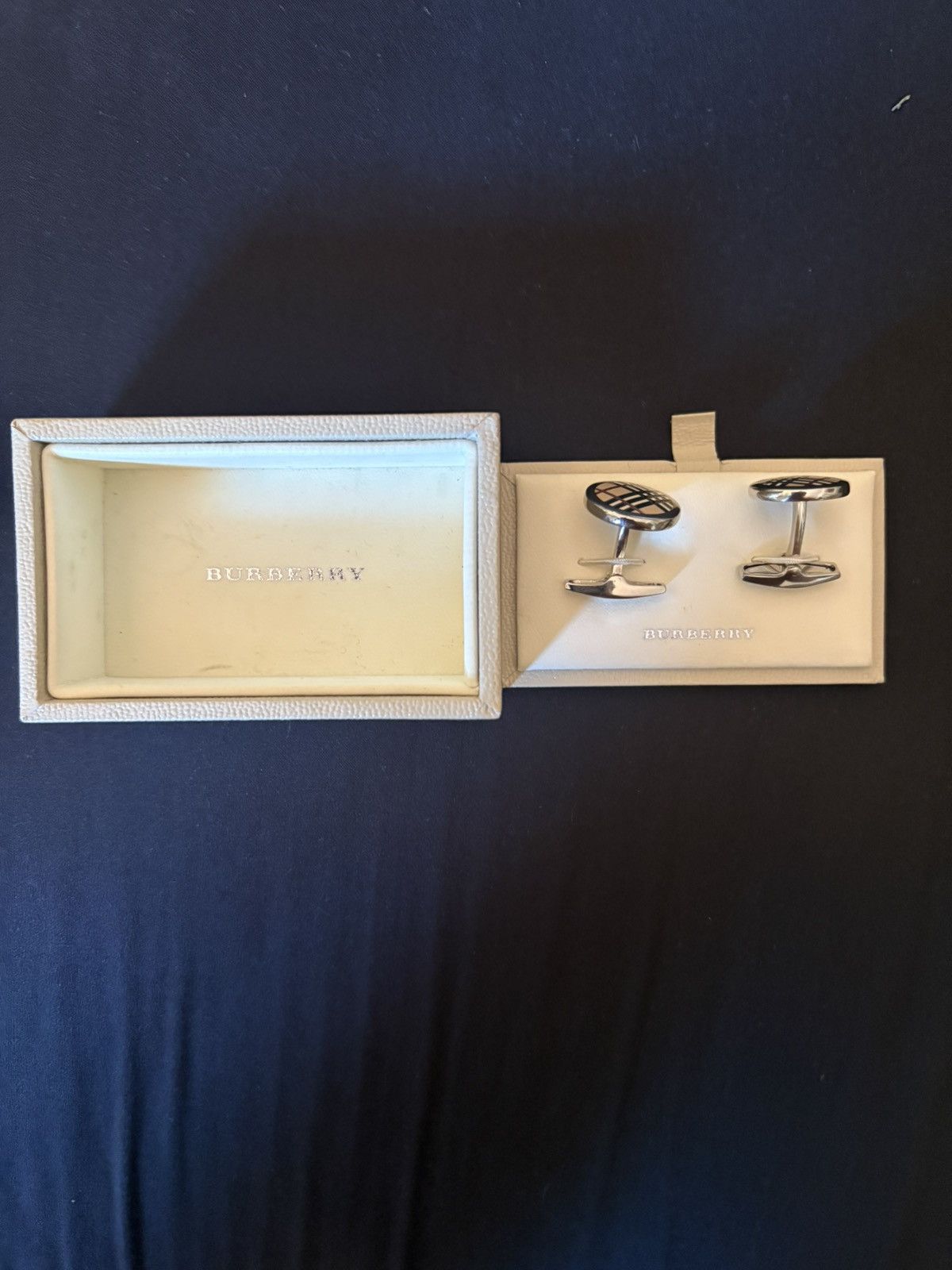 Burberry Vintage Burberry Cufflinks Size ONE SIZE - 1 Thumbnail