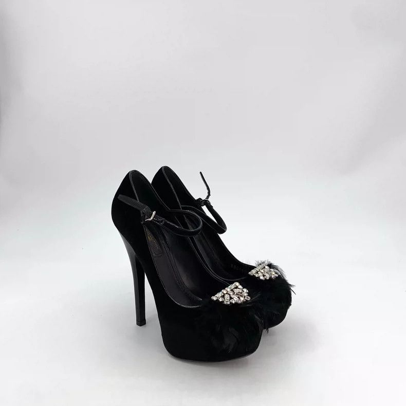 Louis Vuitton Louis Vuitton Black diamond-encrusted plush platform stile Size US 5 / IT 35 - 2 Thumbnail