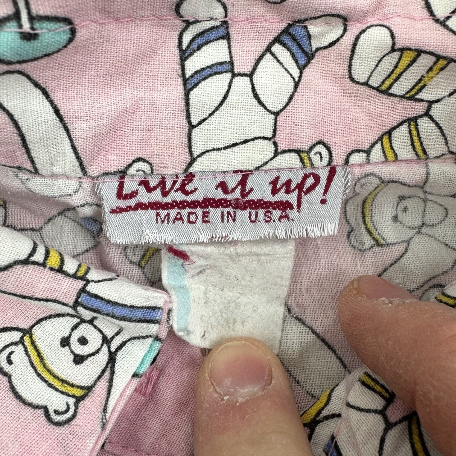 Vintage VINTAGE Give It Up Sleep Shirt Womens Small Short Sleeve Collared Button Pink 80s Womens Size S / US 4 / IT 40 - 3 Thumbnail