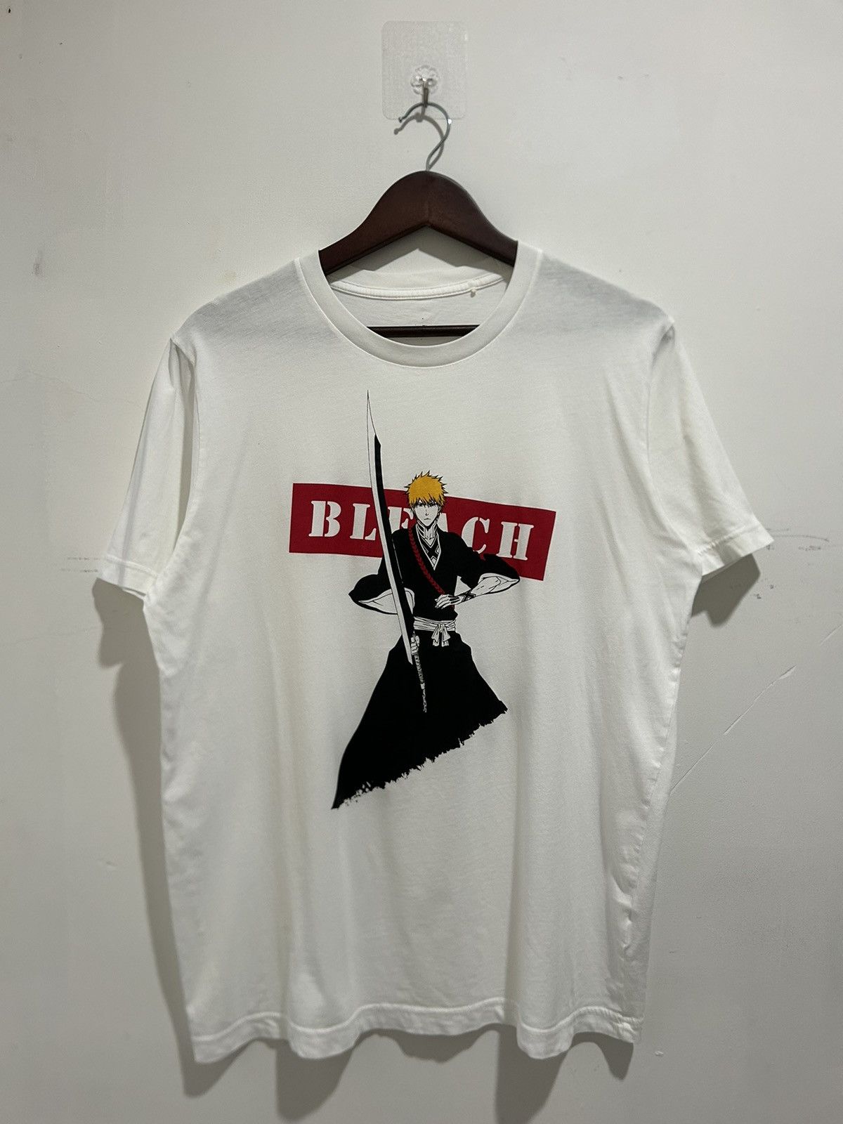 Anime Bleach Kurosaki Ichigo TYBW Arc Anime Graphic Tee Size US L / EU 52-54 / 3 - 2 Thumbnail