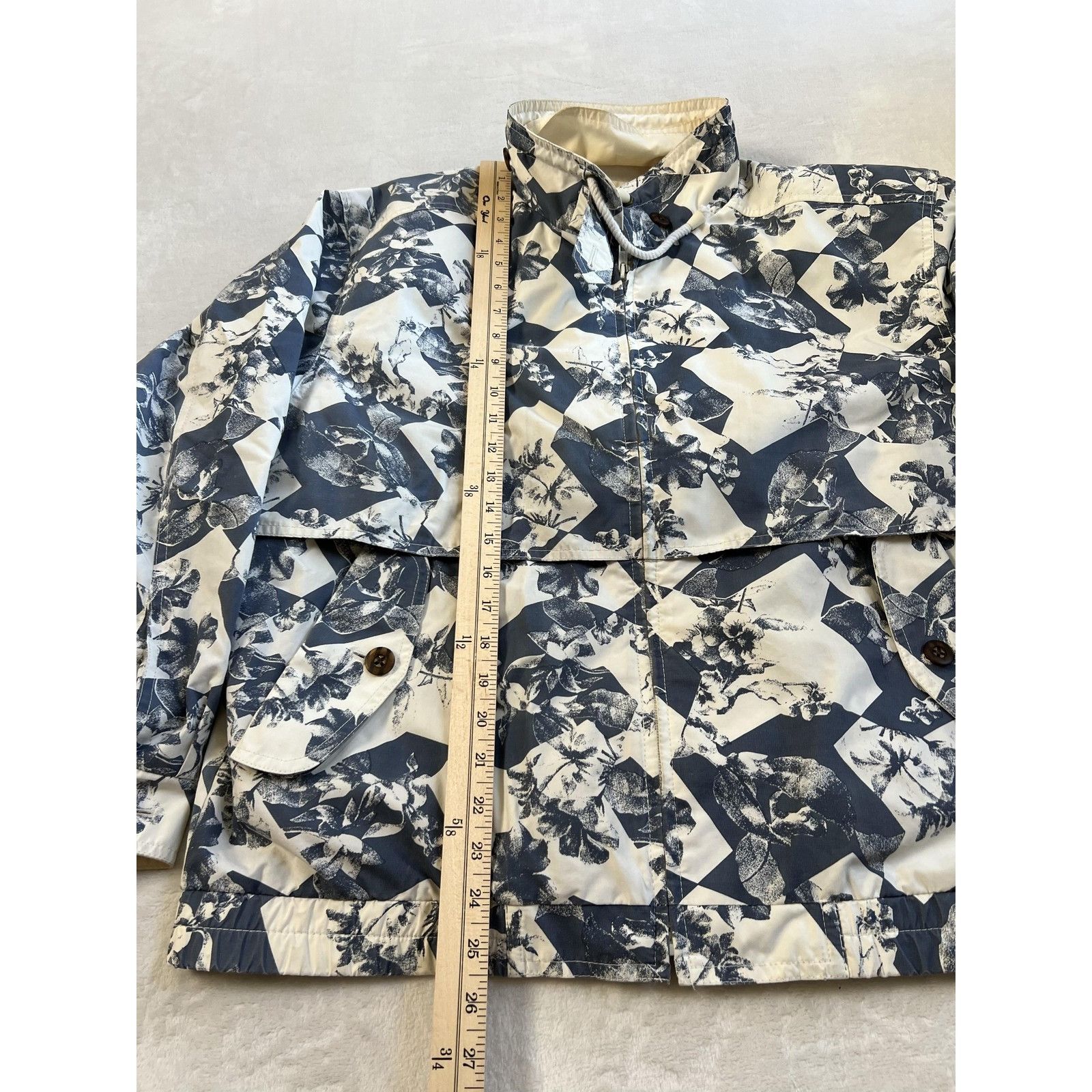 London Fog Vintage London Fog Jacket Mens Medium Blue White Floral AOP Size US M / EU 48-50 / 2 - 3 Thumbnail