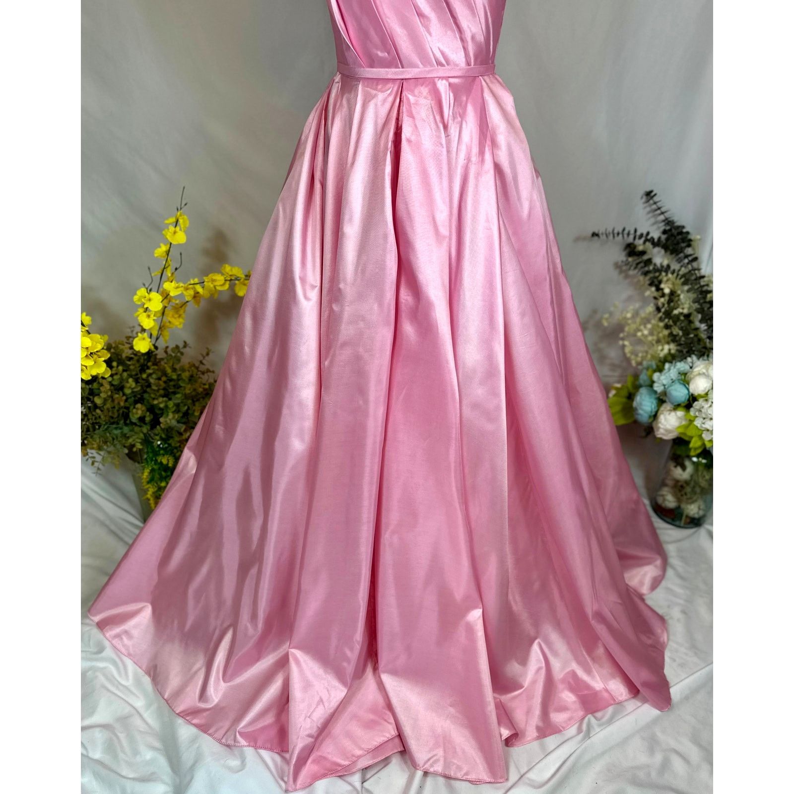 Other Mac Duggal One Shoulder Large Bow Pleated Gown Ice Pink 2 Size XS / US 0-2 / IT 36-38 - 15 Thumbnail