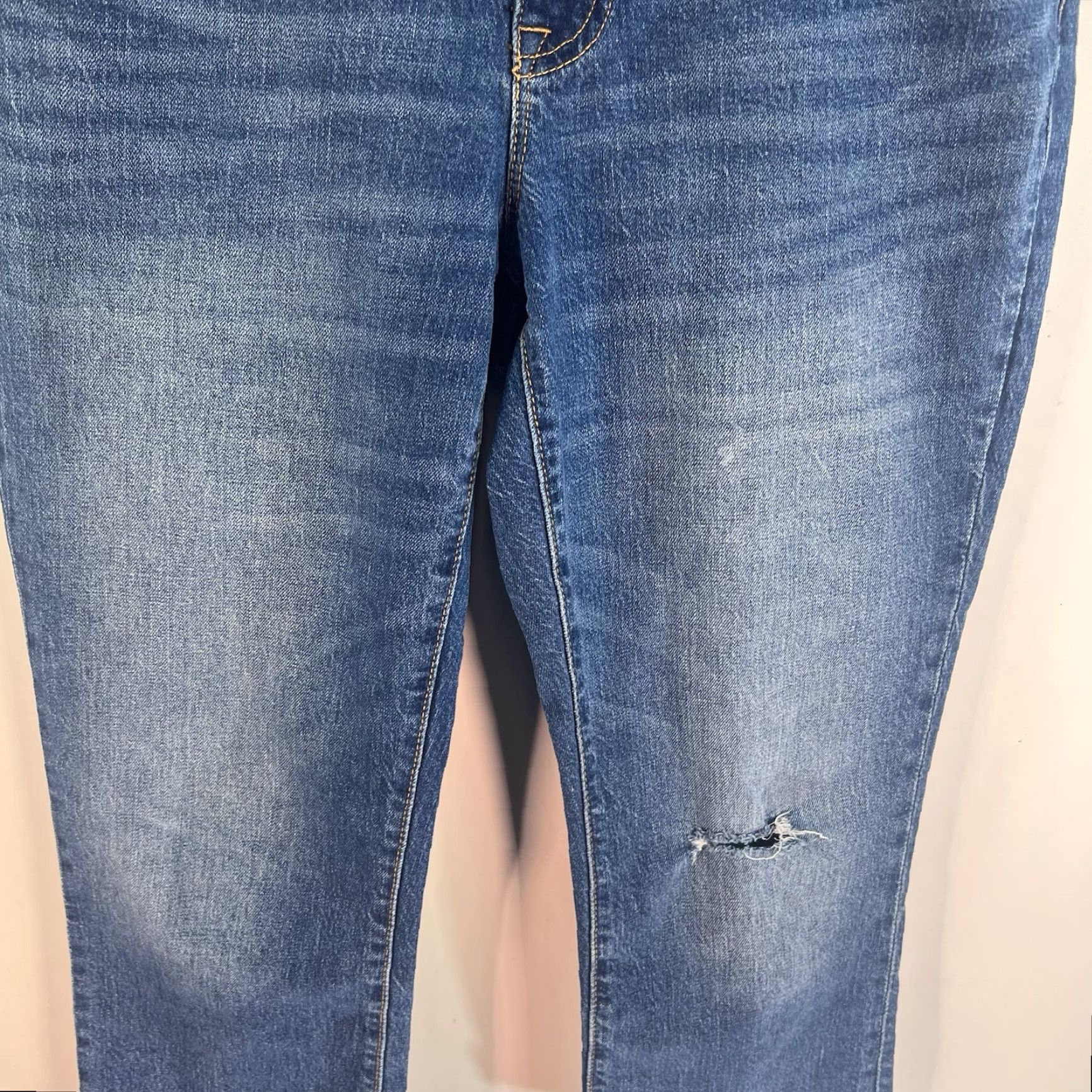 J.Crew J. Crew Jeans Cropped Mid-Rise Flare Denim 28 Blue Distressed Regular Women 32 Inseam 25 in Cotton Blend Spandex Womwns Type: Jeans Size 28" / US 6 / IT 42 - 3 Thumbnail