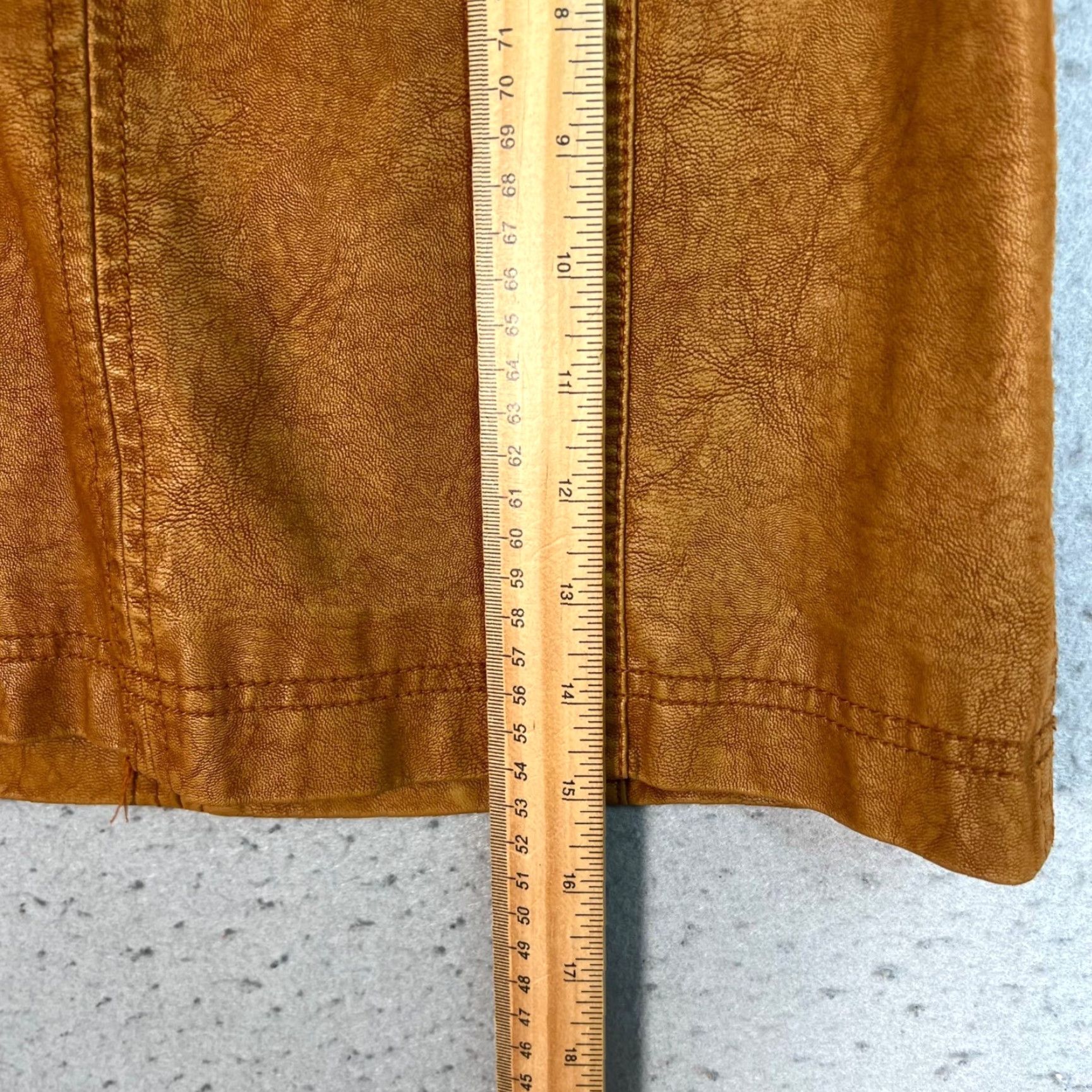 Free People Free People Skirt Womens Size 4 Faux Leather Mini Camel Tan Size 27" / US 4 / IT 40 - 6 Thumbnail