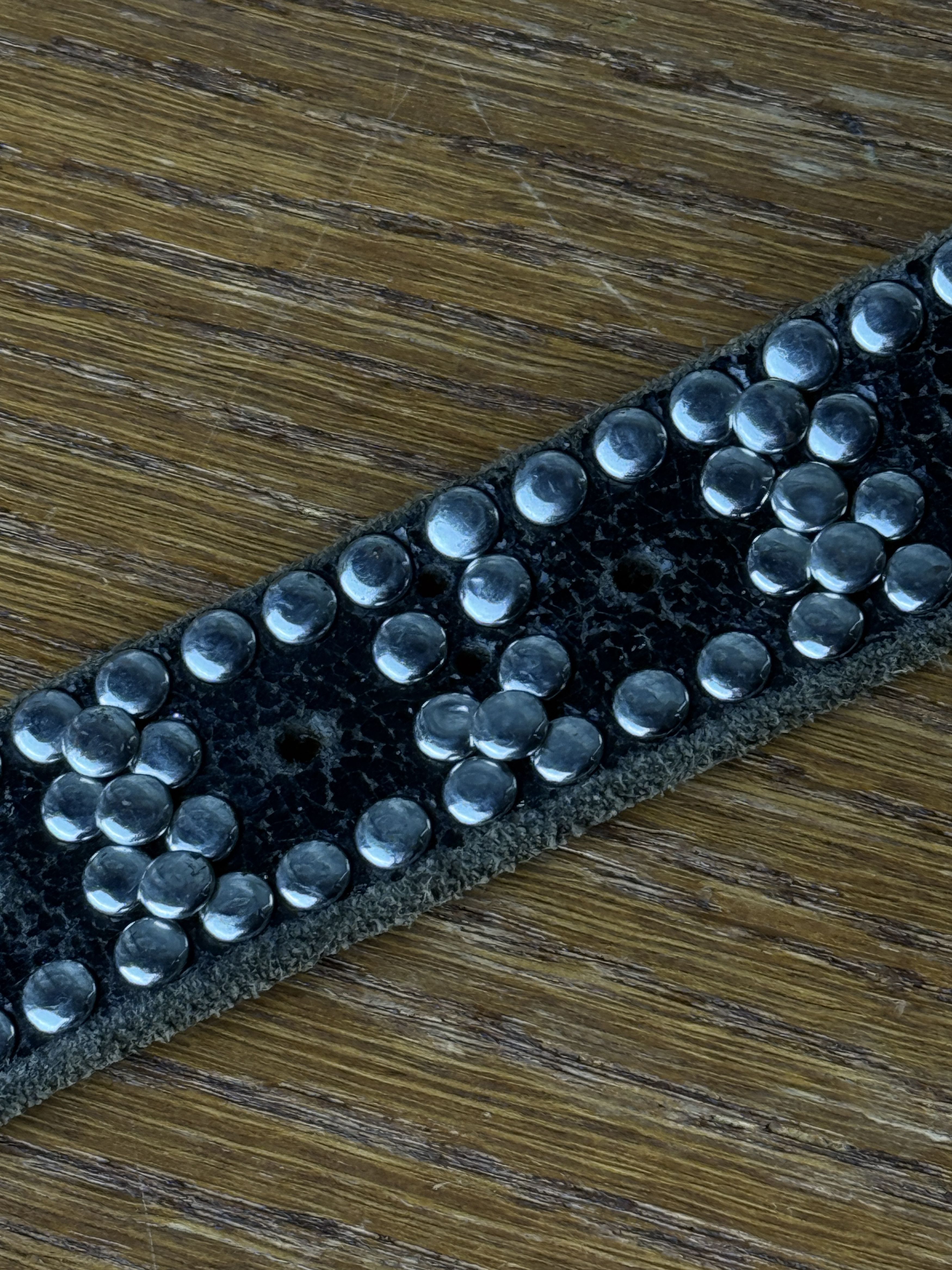 True Religion vintage true religion studded crystal belt Size ONE SIZE - 6 Thumbnail
