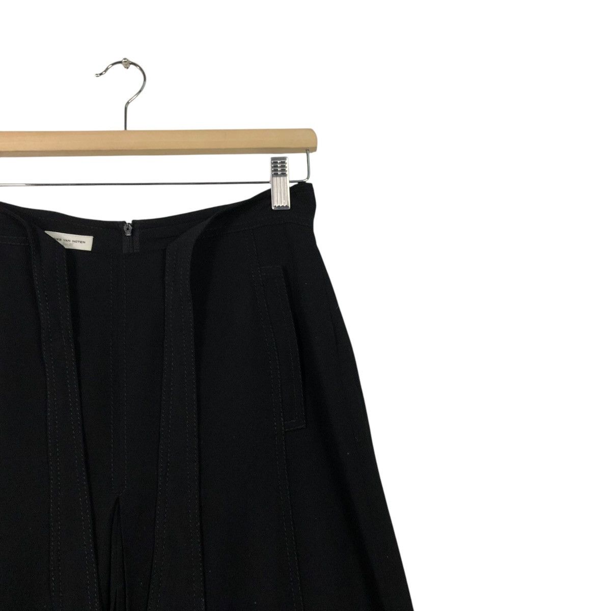 Dries Van Noten 🔥RICH BLACK LONG SKIRT RUNWAY DRIES VAN NOTEN BELGIUM Size 28" / US 6 / IT 42 - 7 Thumbnail