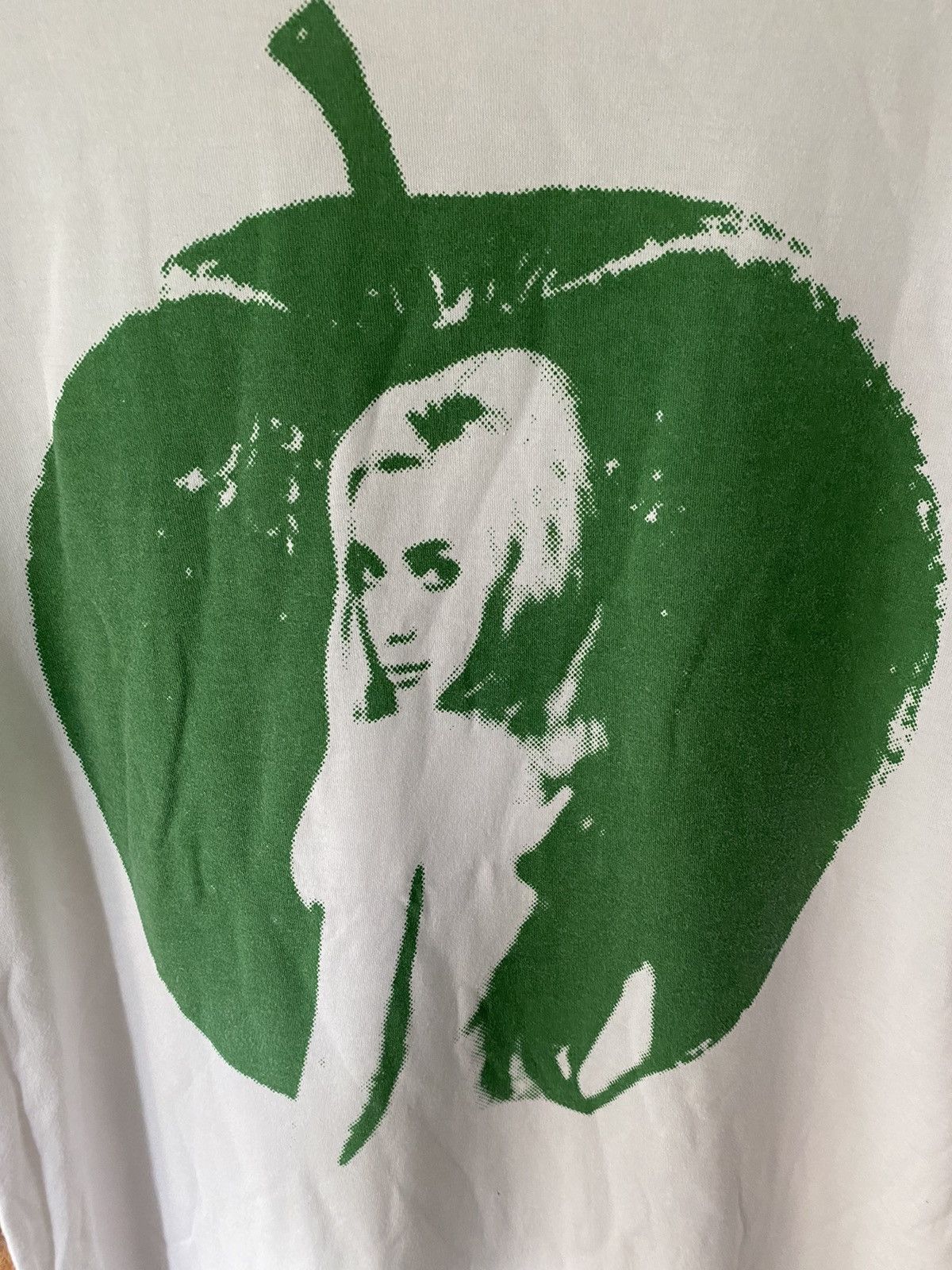 Hysteric Glamour 2000s iconic apple girl tee Size S / US 4 / IT 40 - 5 Thumbnail