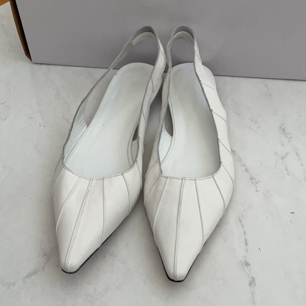 By Far By Far Syd Flat, EU Size: 38 Size US 8 / IT 38 - 8 Thumbnail