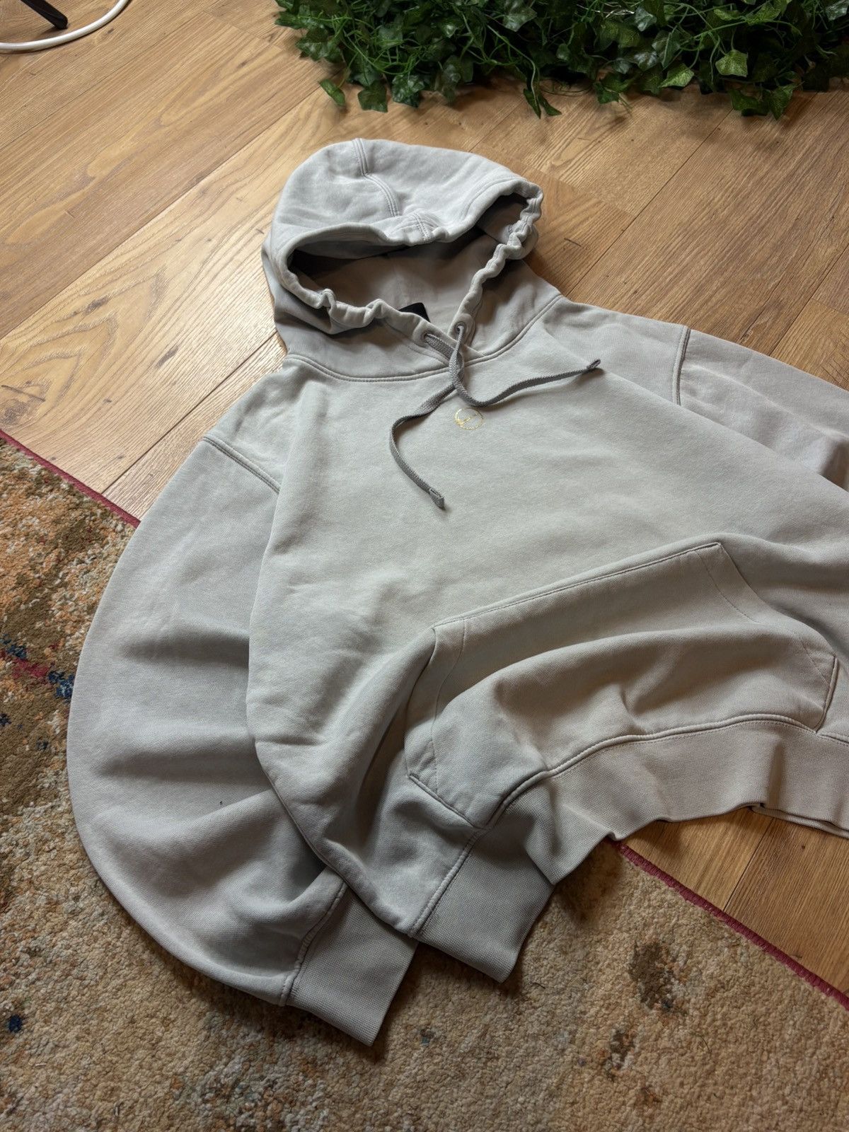 Nike 00s Nike Vintage Center Swoosh Logo Oversized Hoodie Rare Size US S / EU 44-46 / 1 - 4 Thumbnail