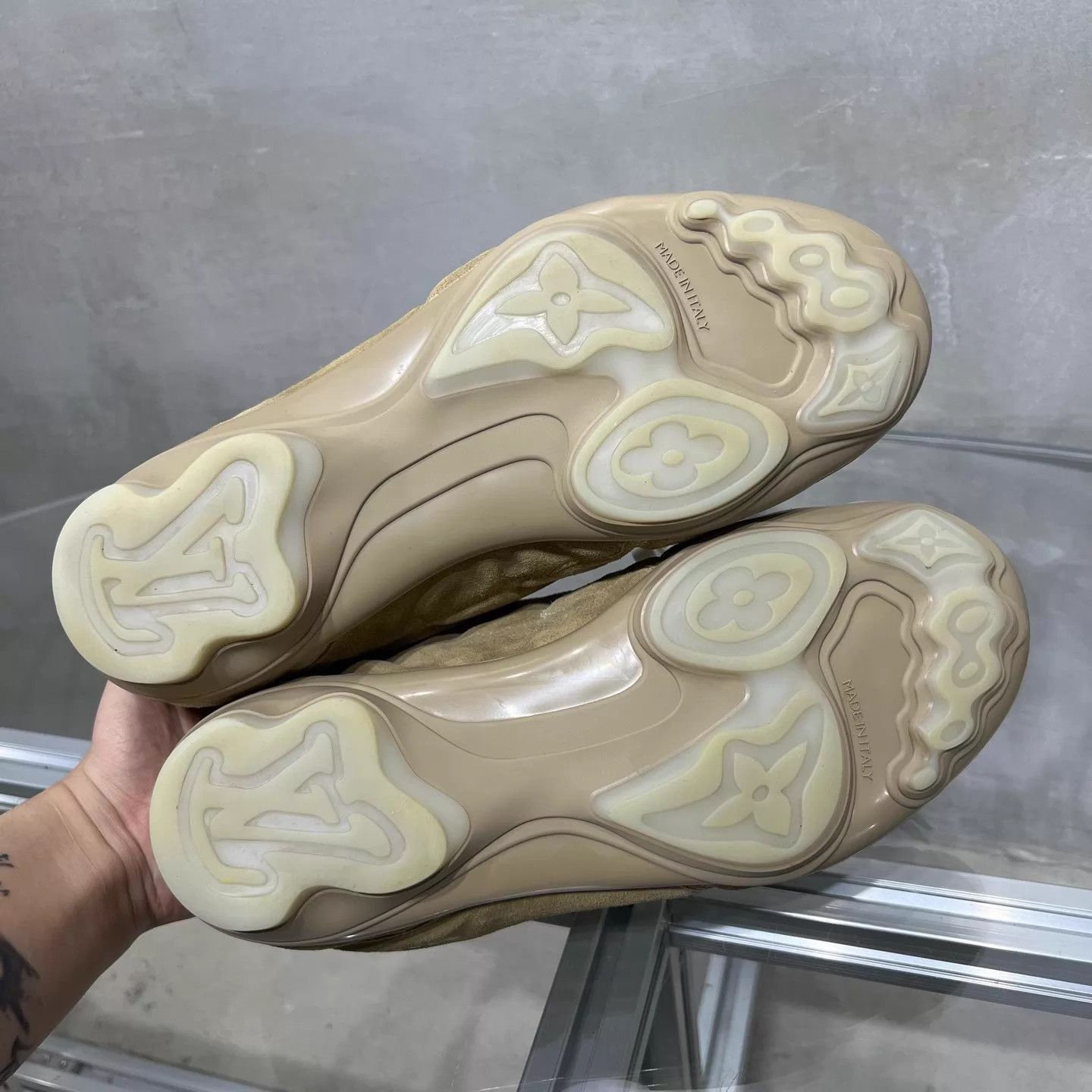 Louis Vuitton LV Footprint Soccer Shoes Khaki UK6.5/40.5 Size US 7.5 / EU 40-41 - 7 Thumbnail