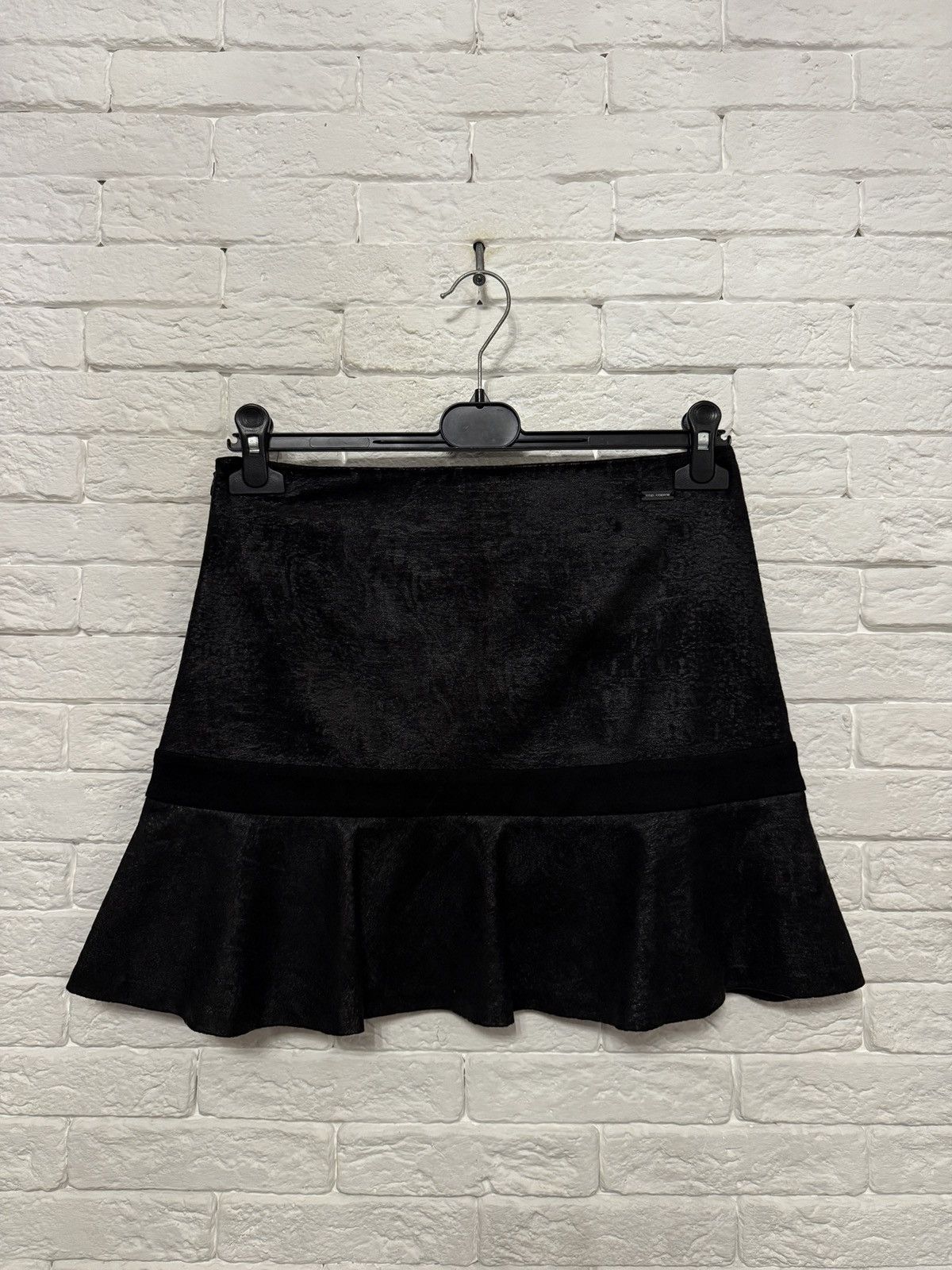 Cop Copine Cop Copine Skirt Waxed-Floral Pattern Mini Skirt Bonola Jupe Size 26" / US 2 / IT 38 - 1 Thumbnail