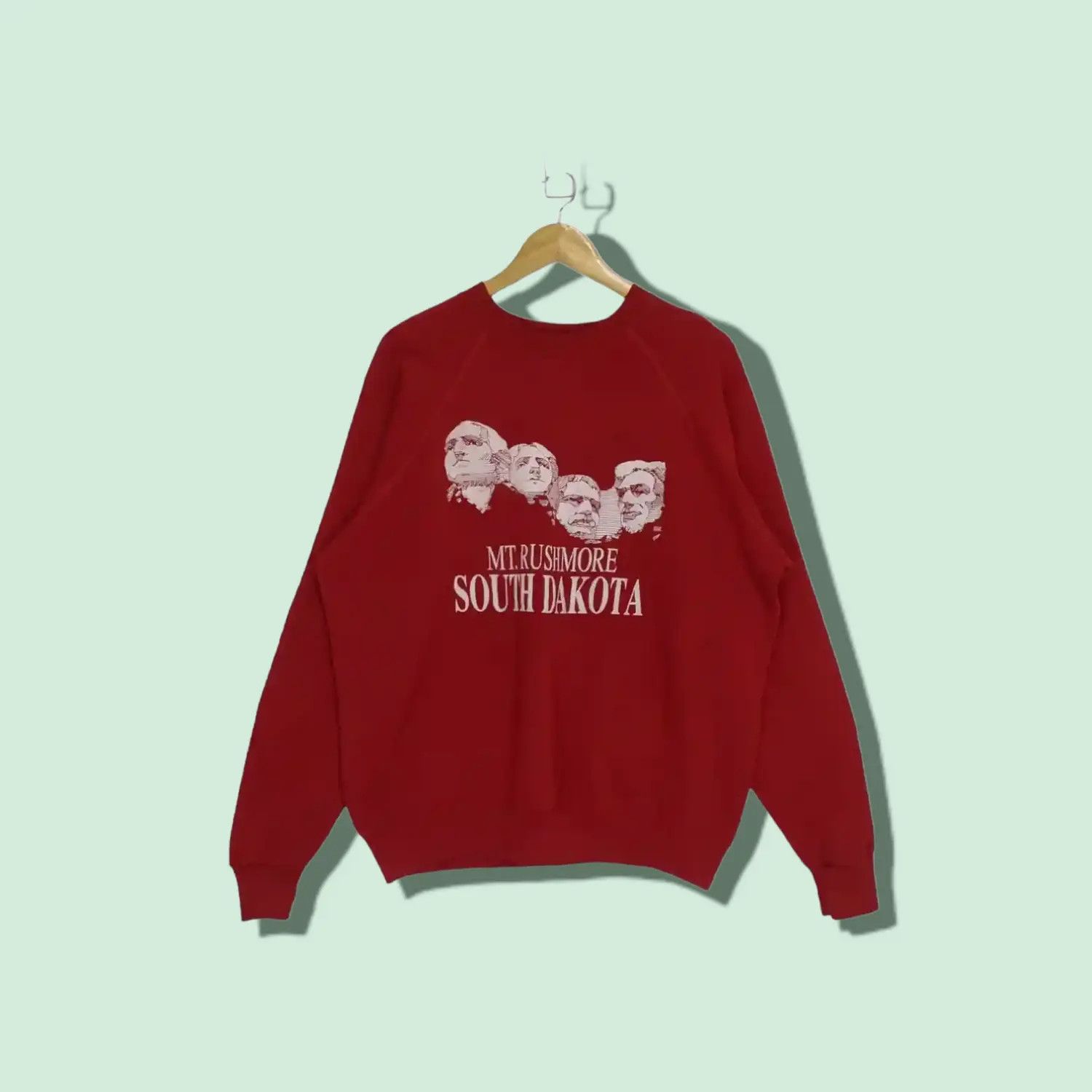 80's BASSET WALKER Mt Rushmore South Dakota Sweatshirt