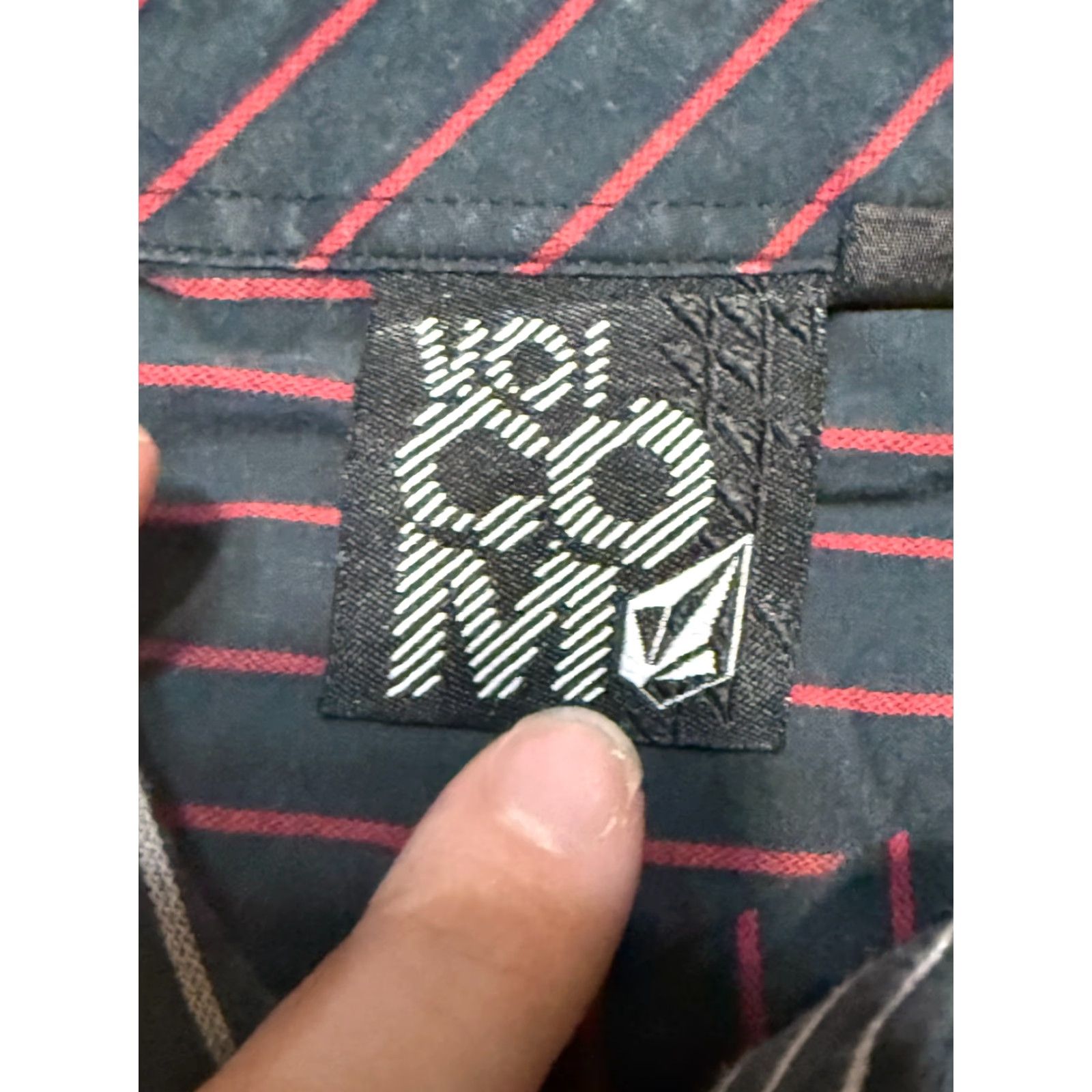 Volcom Volcom Shirt, Mens Large, Black Red Striped Long Sleeve Button-Up Shirt Size US L / EU 52-54 / 3 - 5 Thumbnail