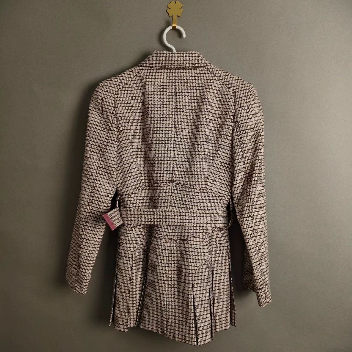Fendi FENDI pink houndstooth waist-cinched blazer 36 Size XS / US 0-2 / IT 36-38 - 2 Thumbnail