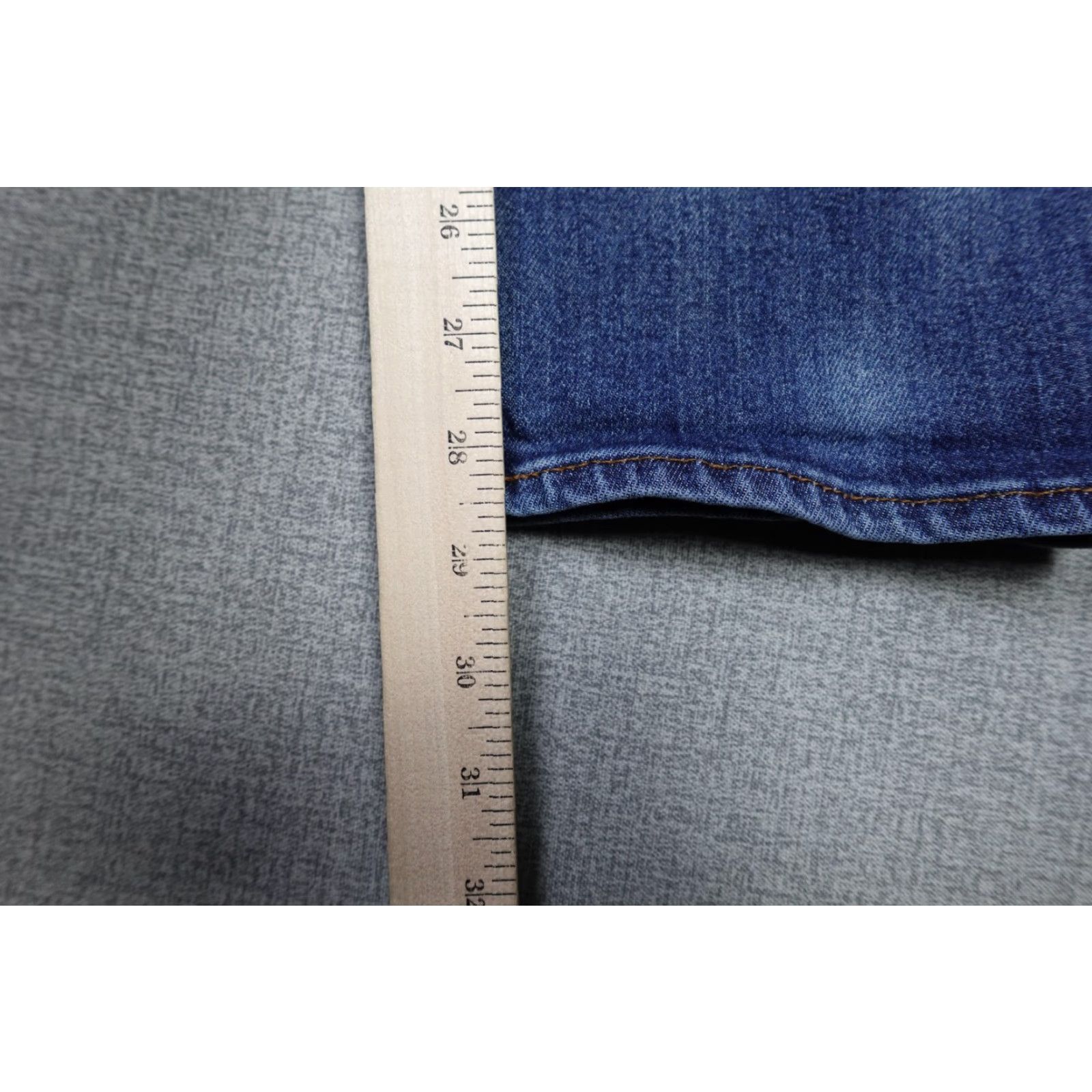 American Eagle Outfitters American Eagle Outfitters Jeans 29x30 Blue Straight Denim Slim 5-Pocket Mens USA Decade 90s? Size US 29 - 6 Thumbnail
