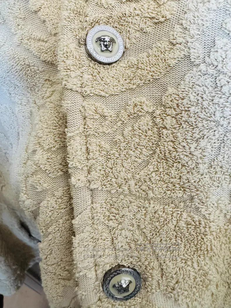 Other Versace Men's short-sleeved suit beige print Size US M / EU 48-50 / 2 - 4 Thumbnail