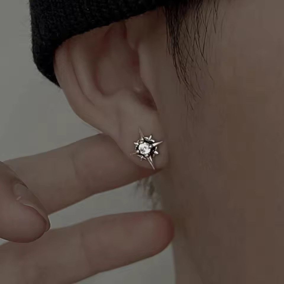 Other Star Stud Earrings for Men Women Streetwear Hip Hop Size ONE SIZE - 2 Thumbnail